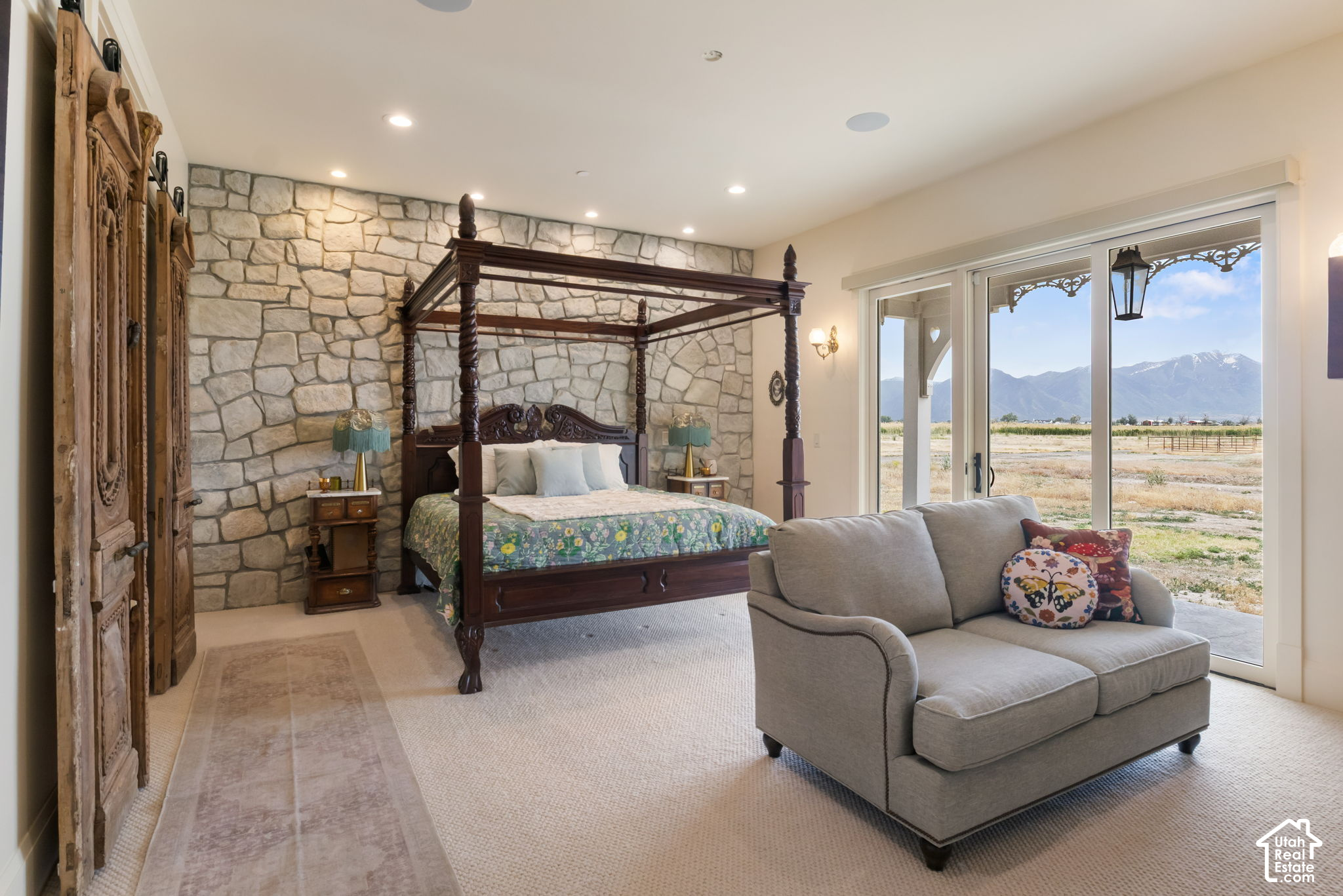 main property photo 51