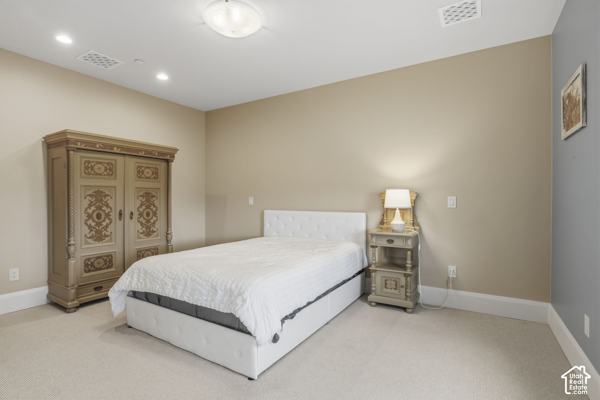 main property photo 60