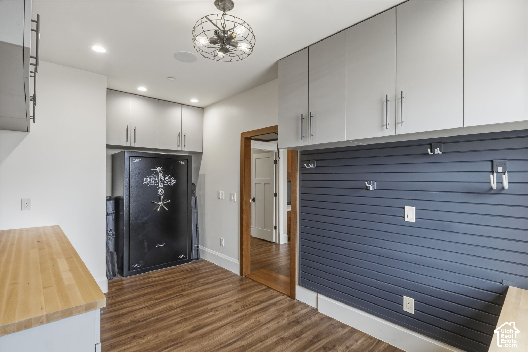 main property photo 65