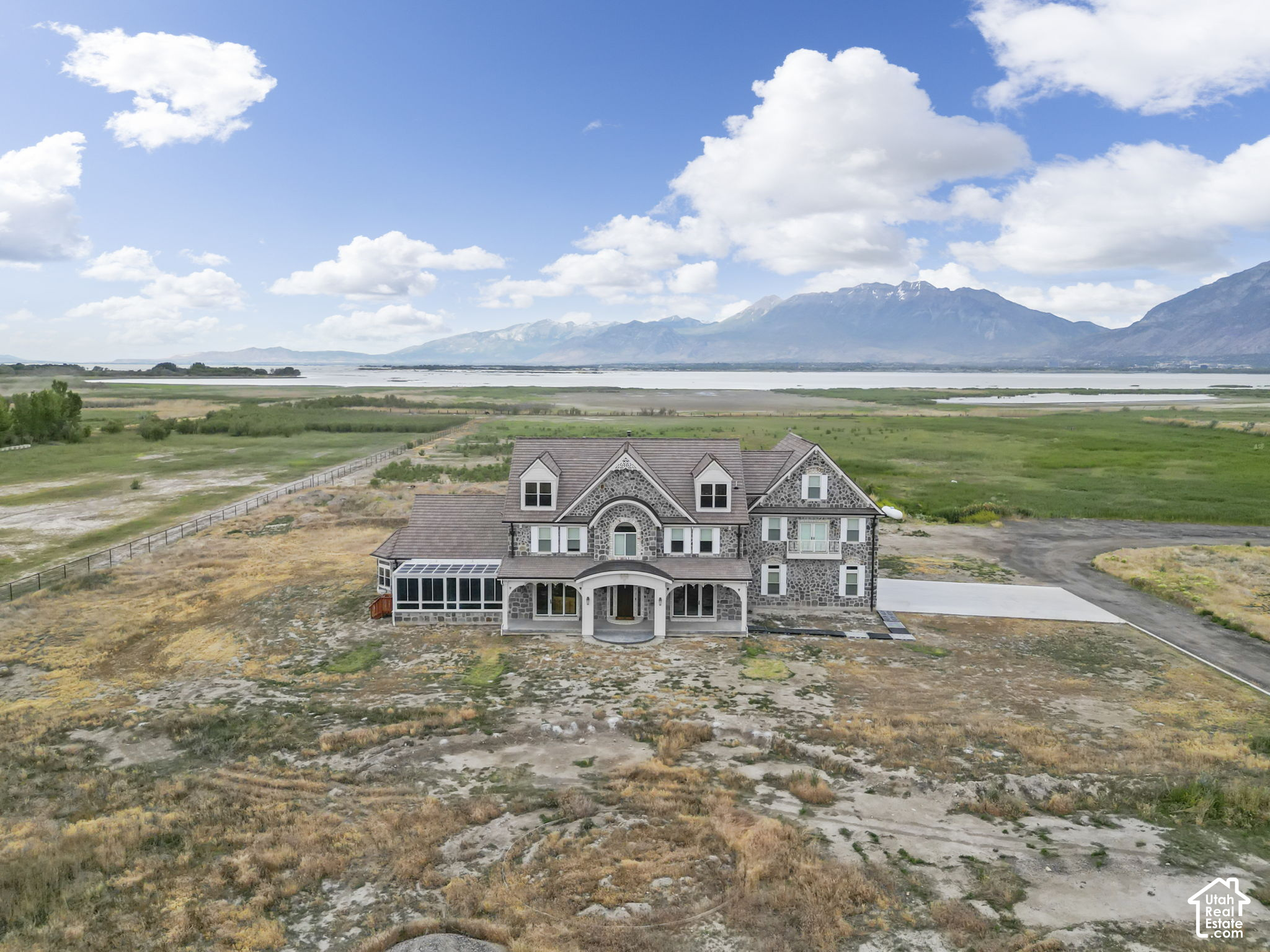 main property photo 95