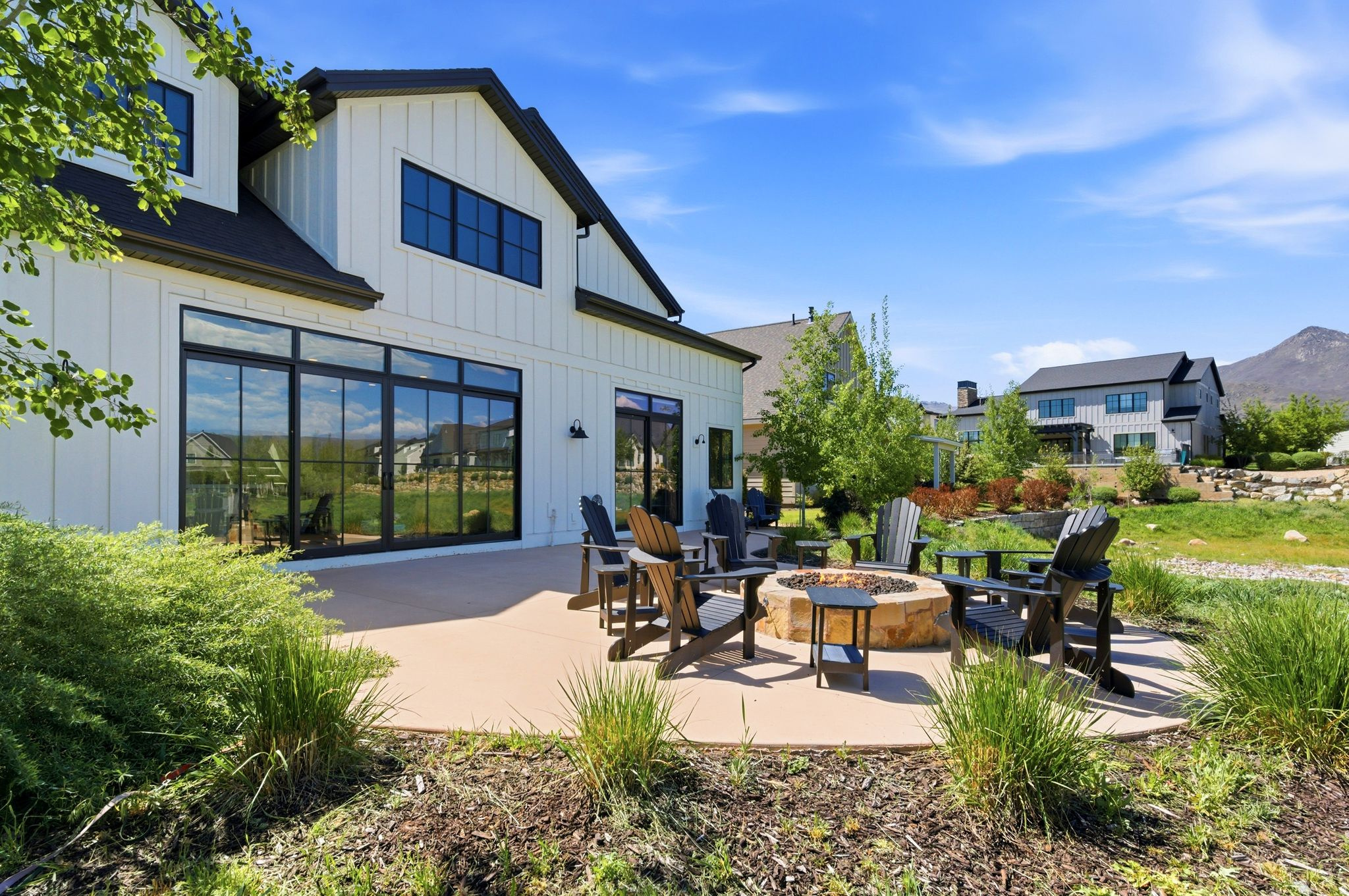 main property photo 60