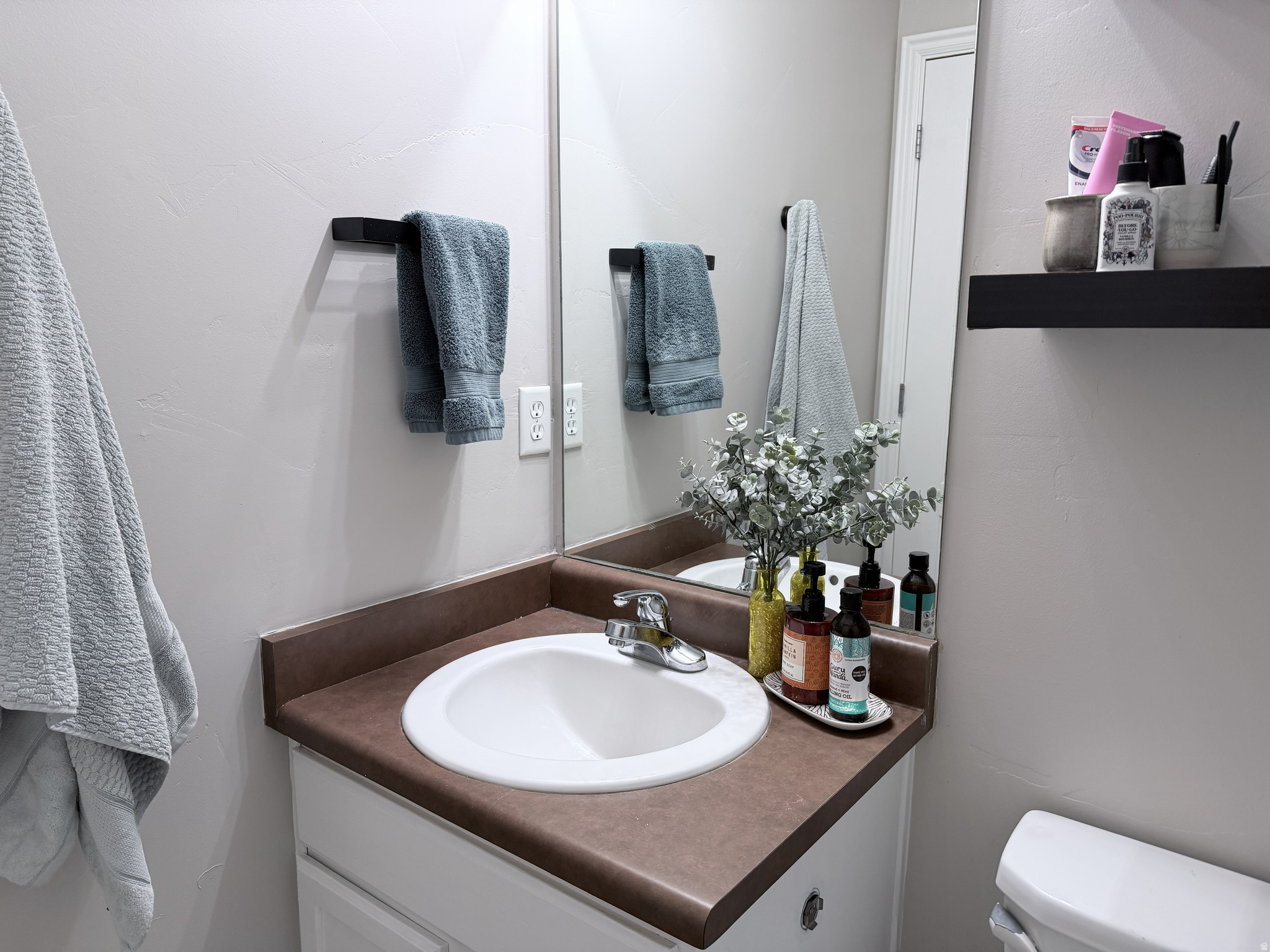 main property photo 15