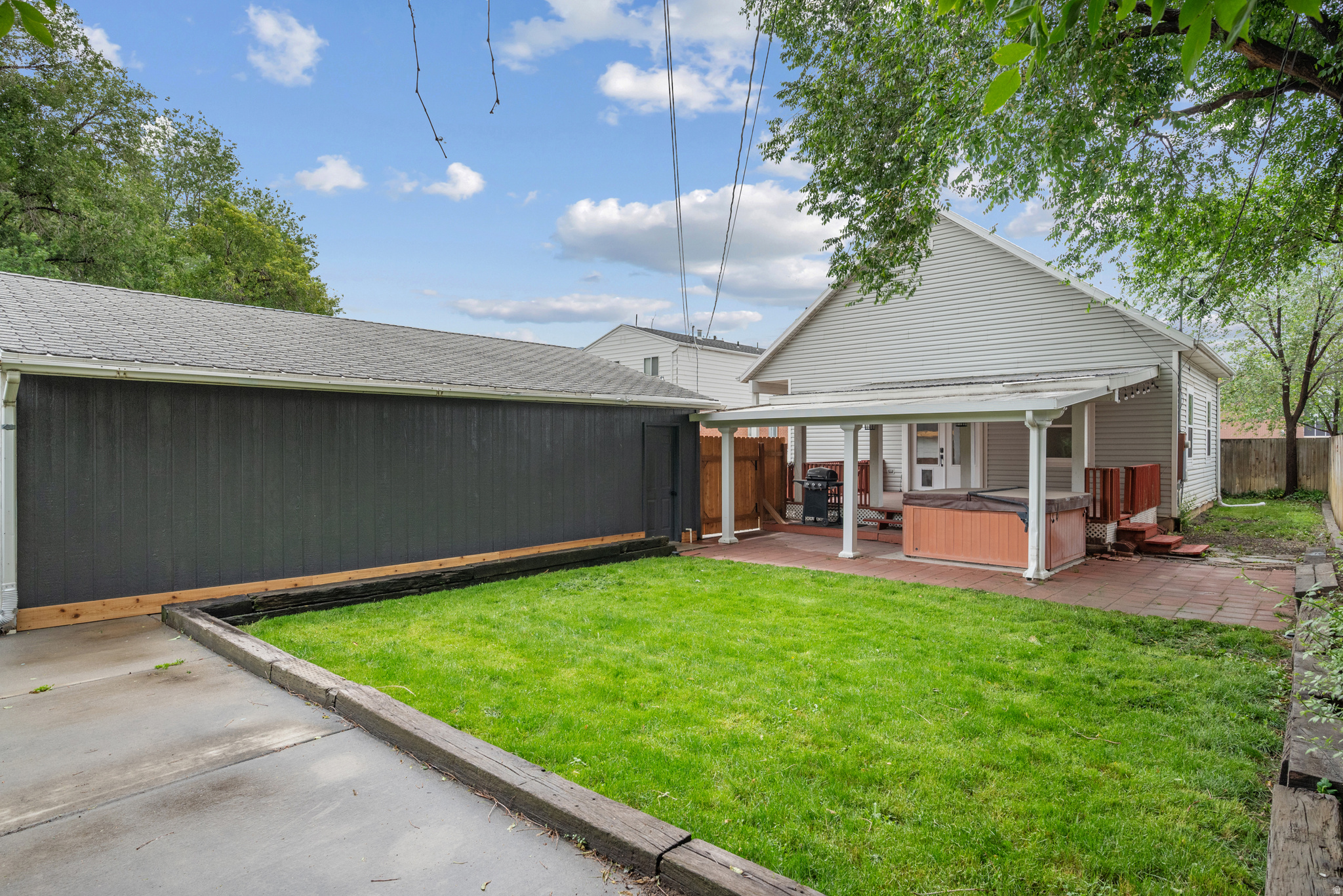 main property photo 48