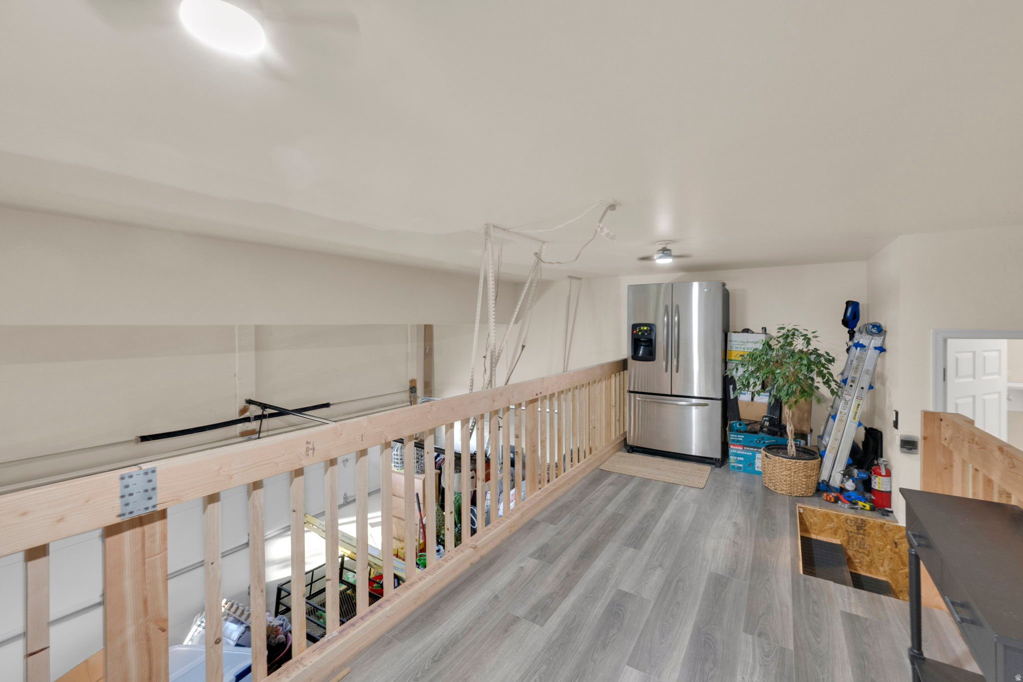 main property photo 60