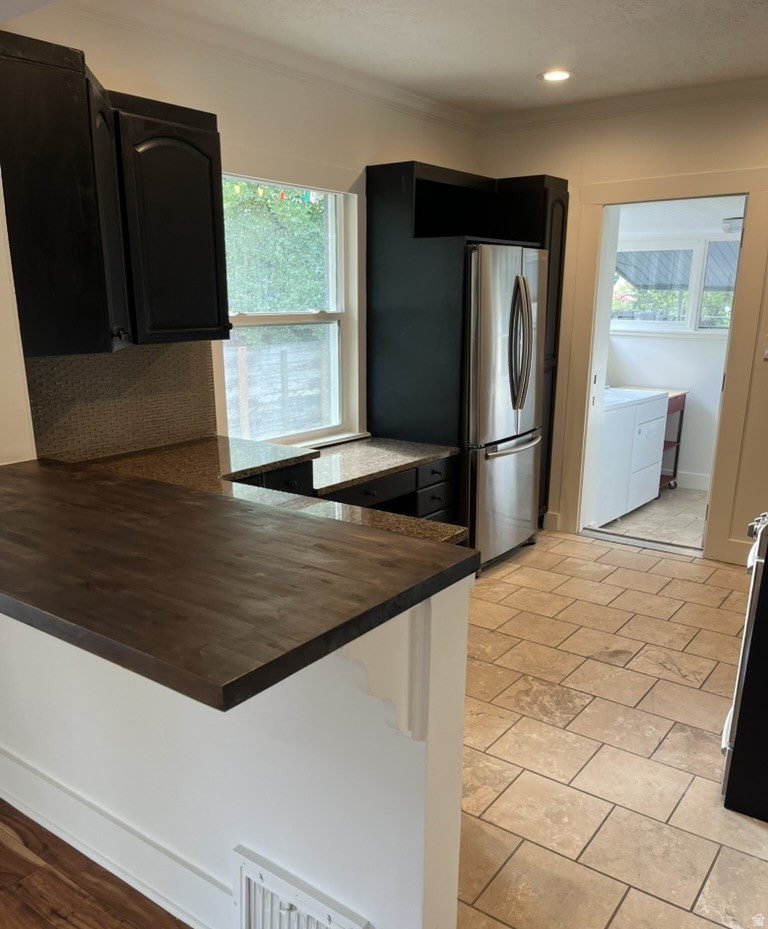 main property photo 8