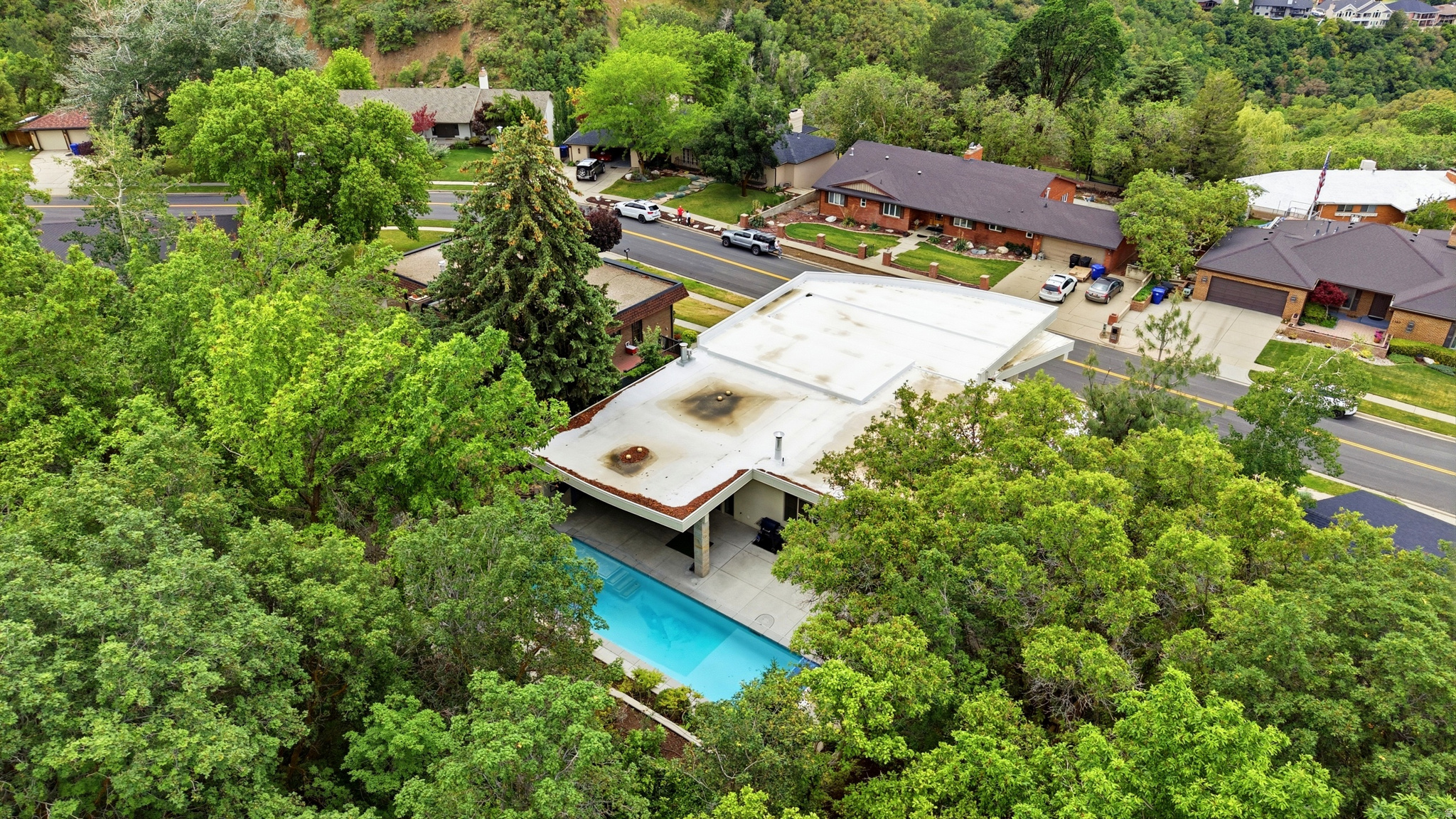 main property photo 70