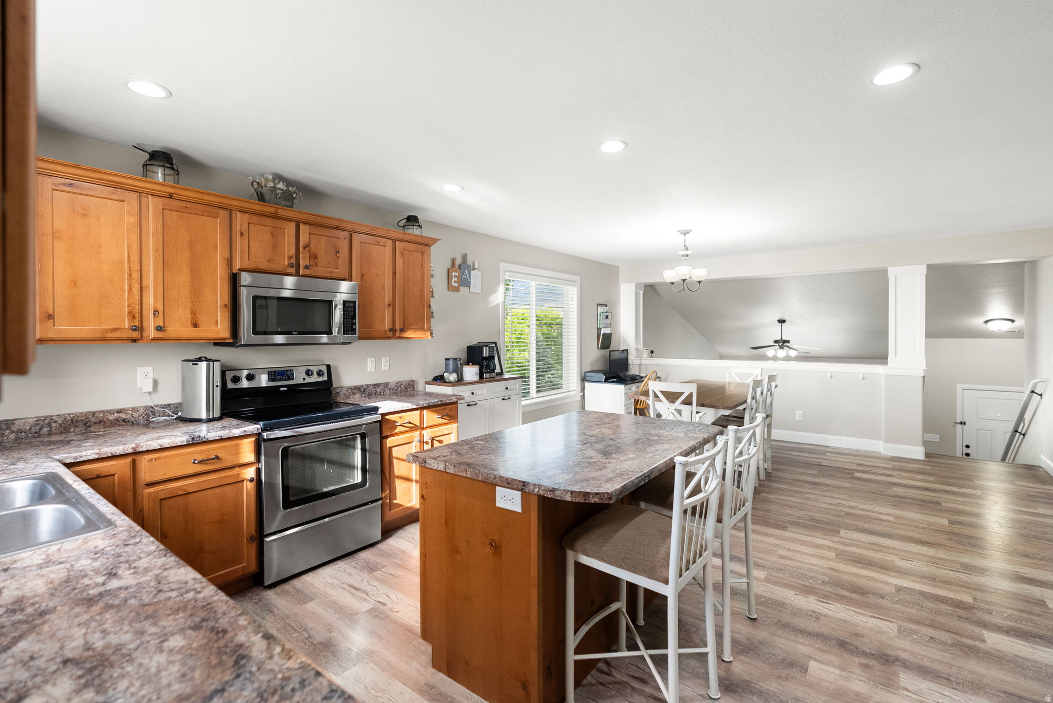 main property photo 14