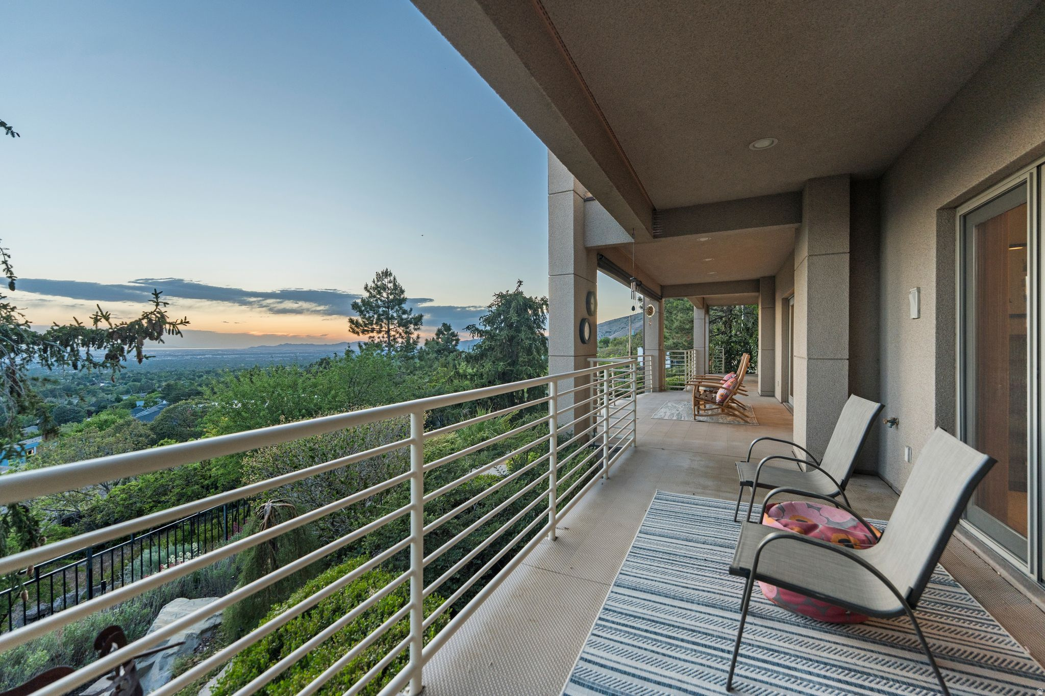 main property photo 78