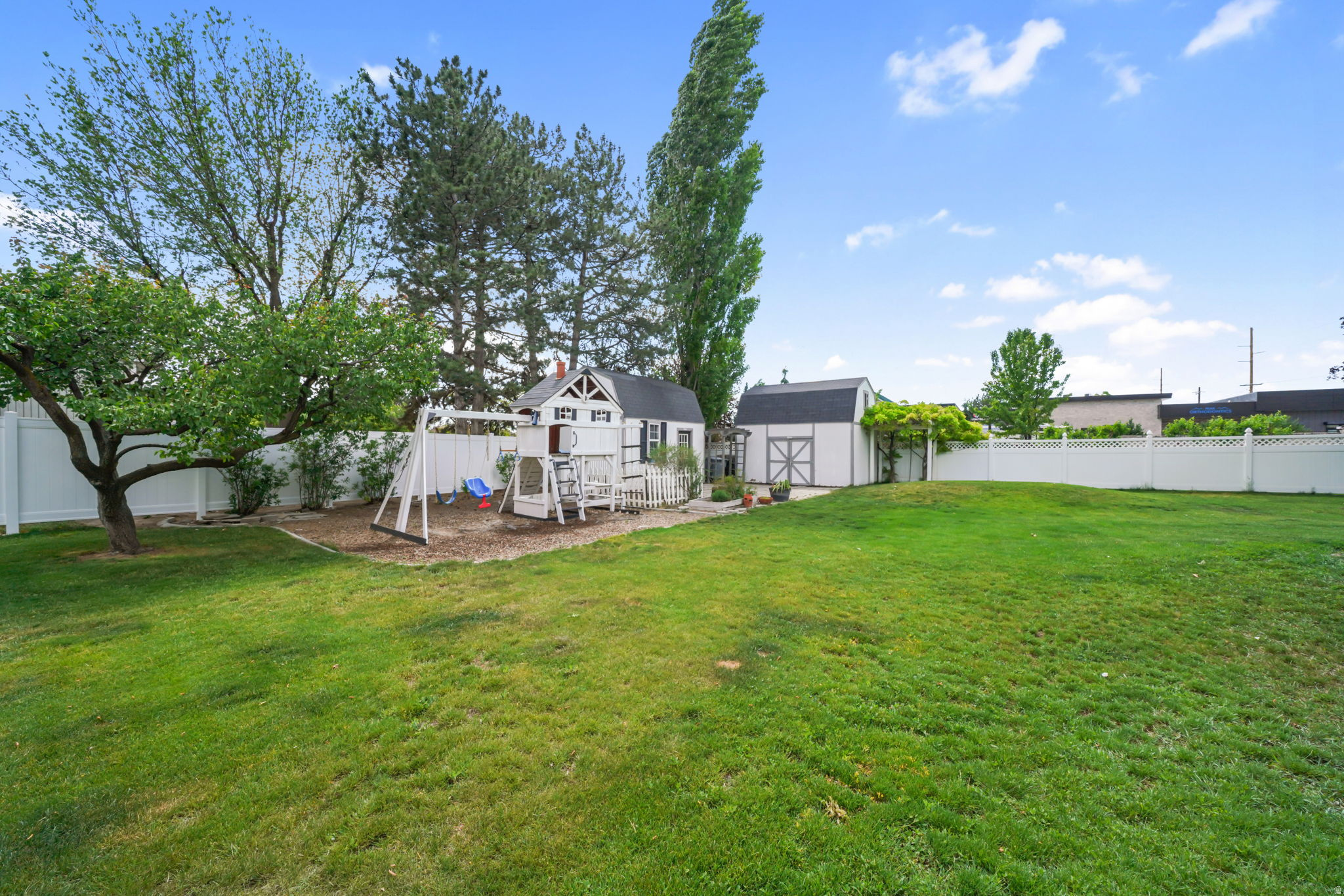 main property photo 63