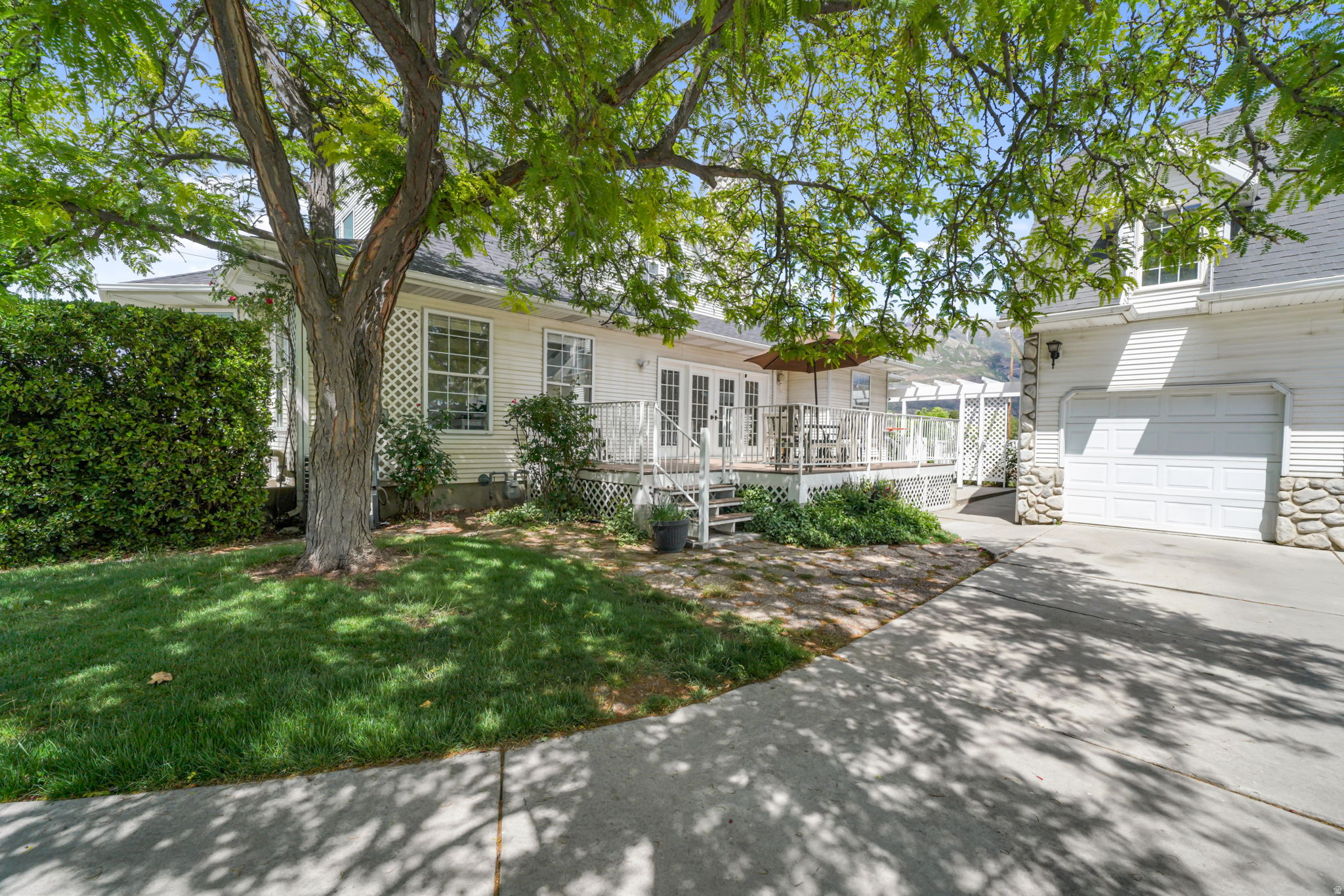 main property photo 68