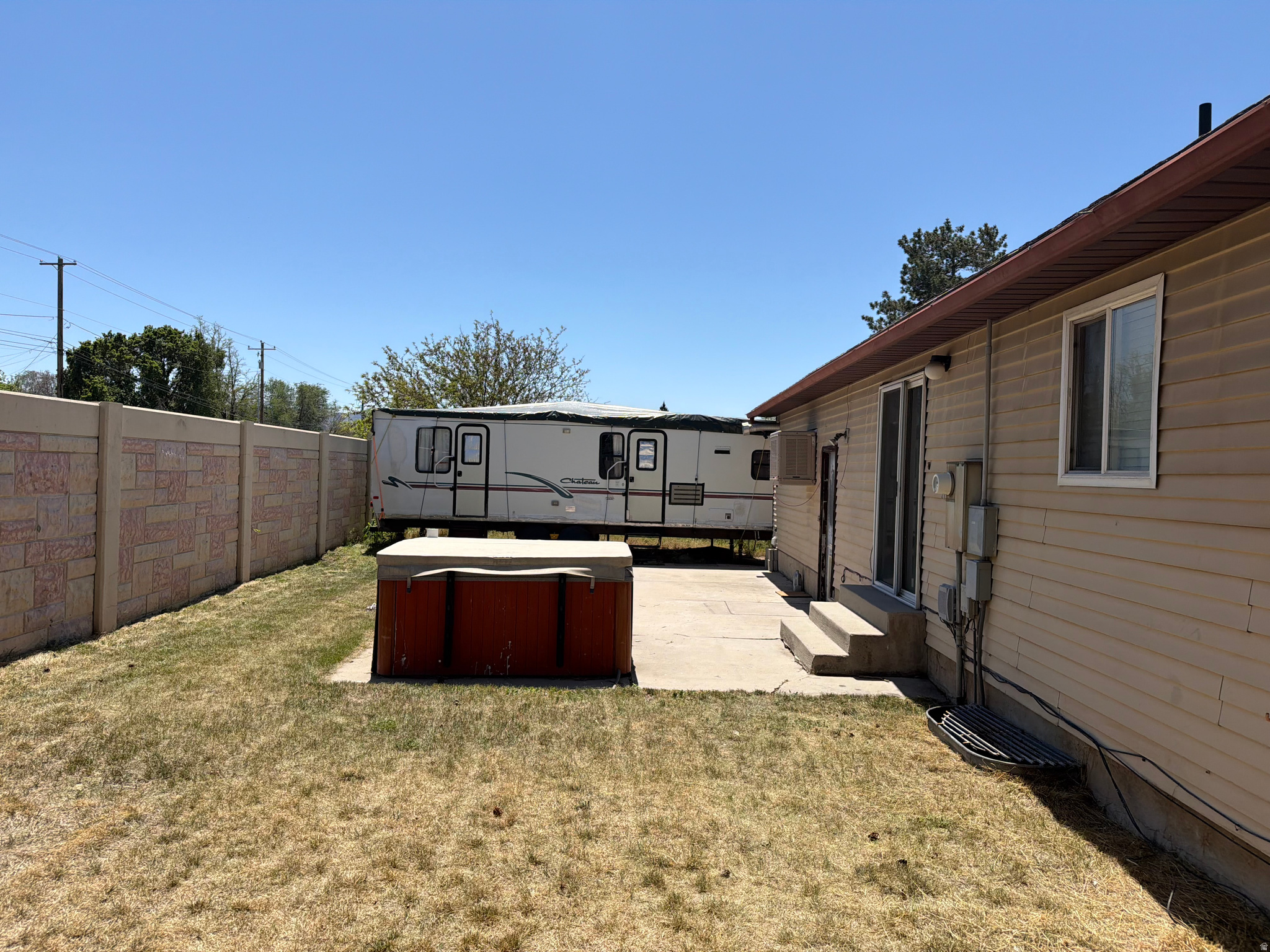 main property photo 31