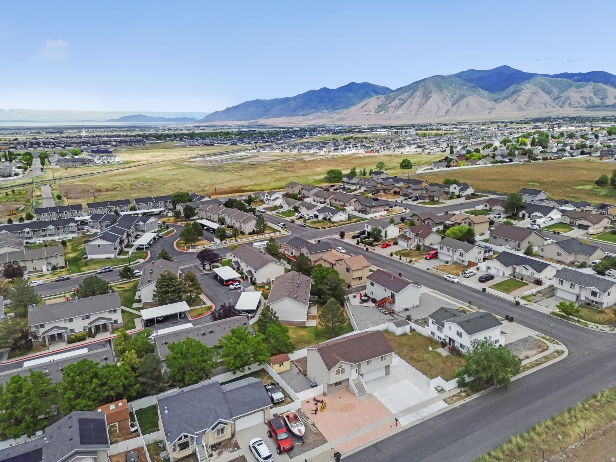 main property photo 41