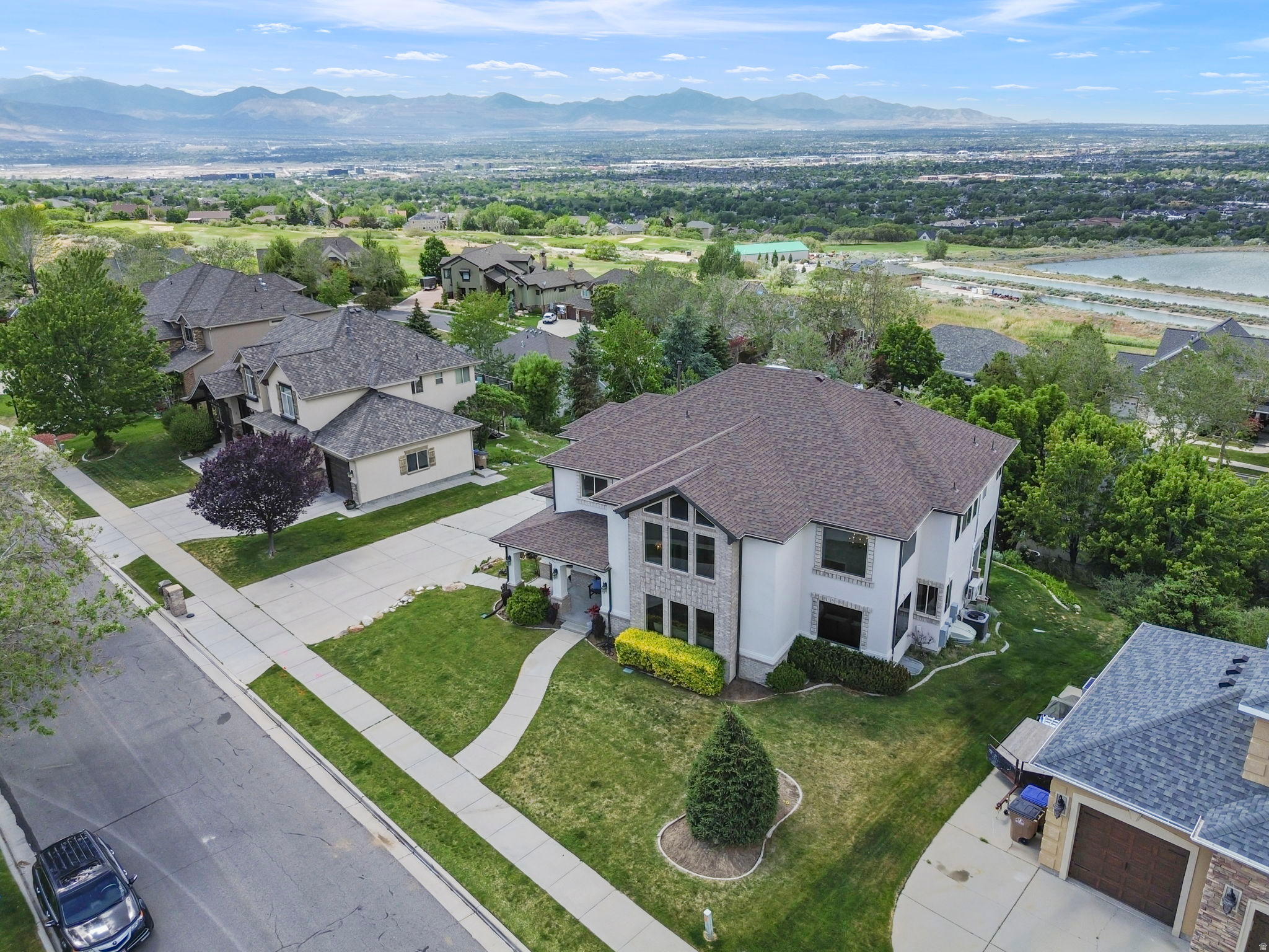 main property photo 54