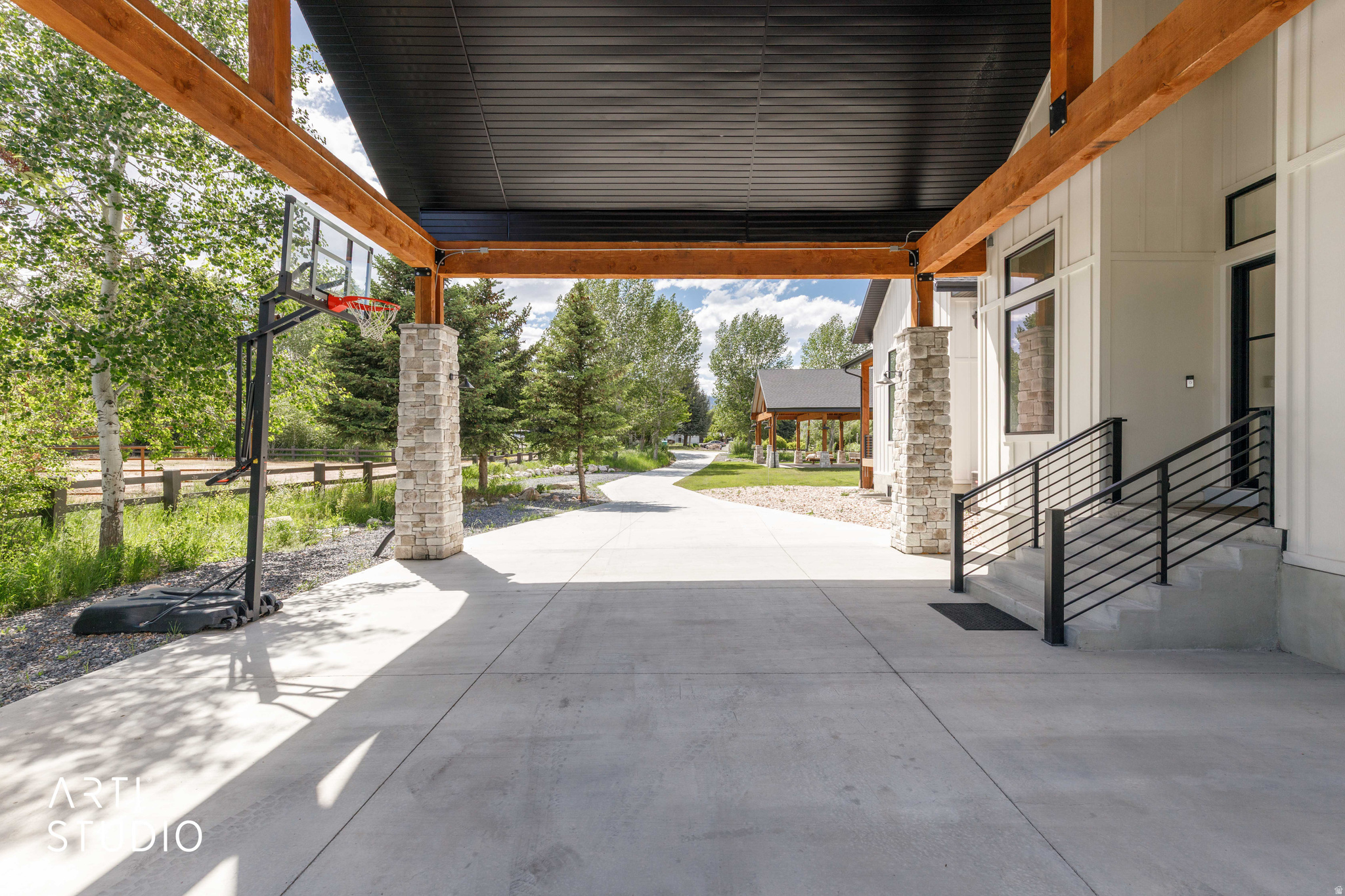 main property photo 12