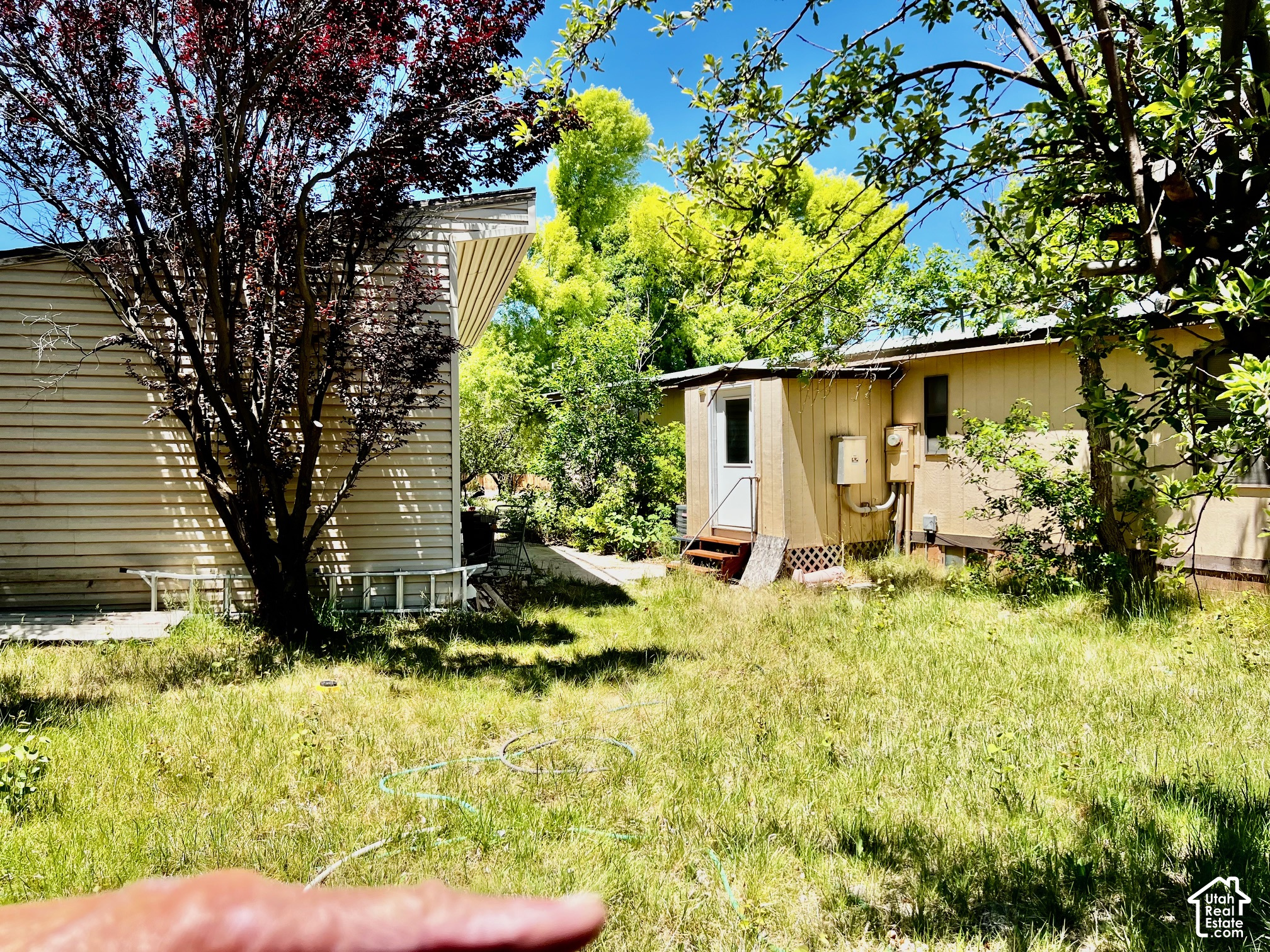 main property photo 16