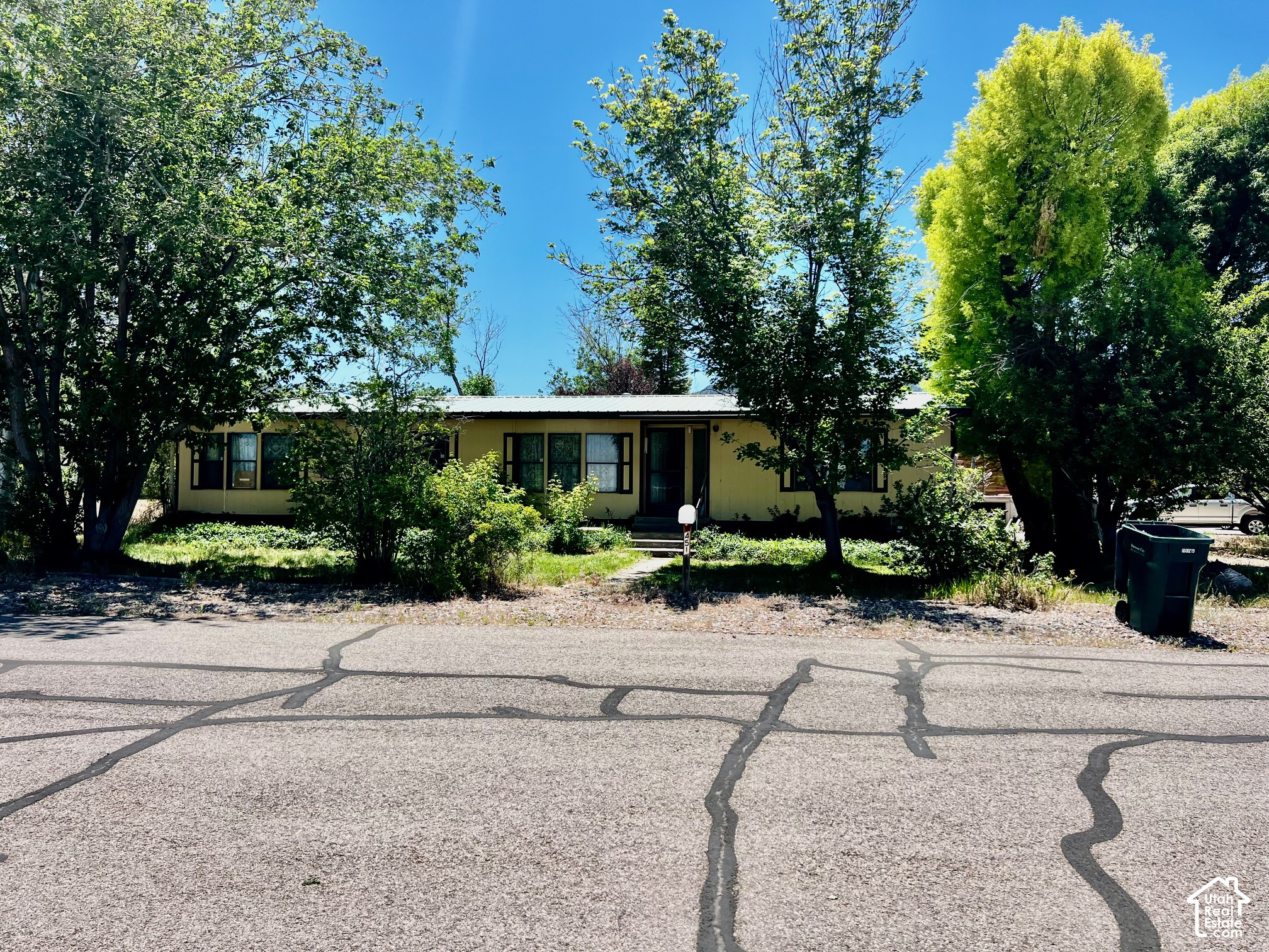 main property photo 2