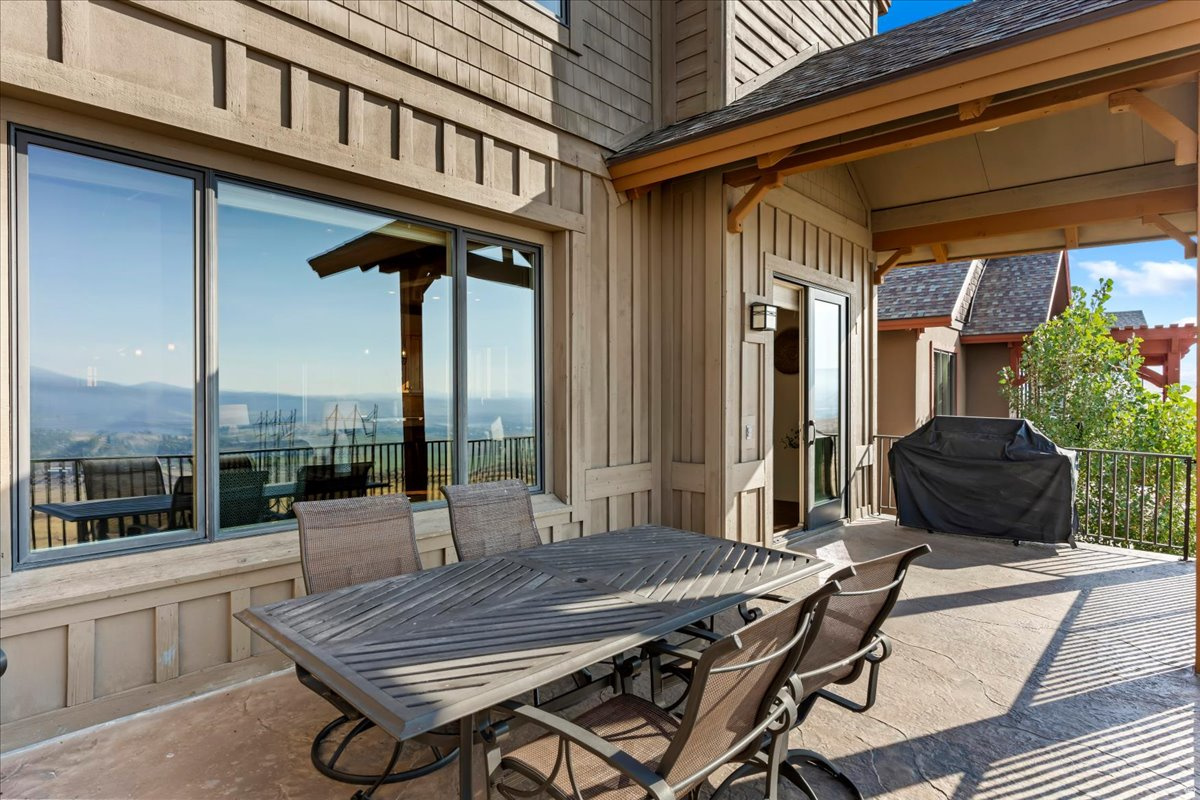 main property photo 58