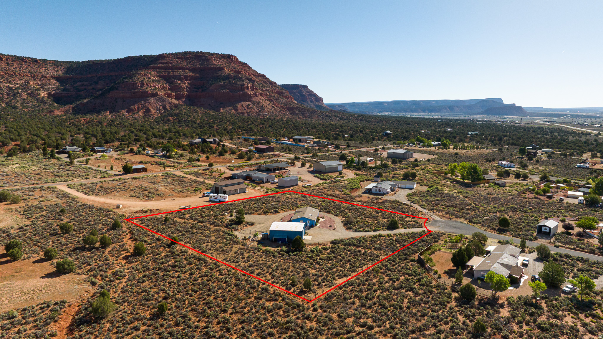 main property photo 34
