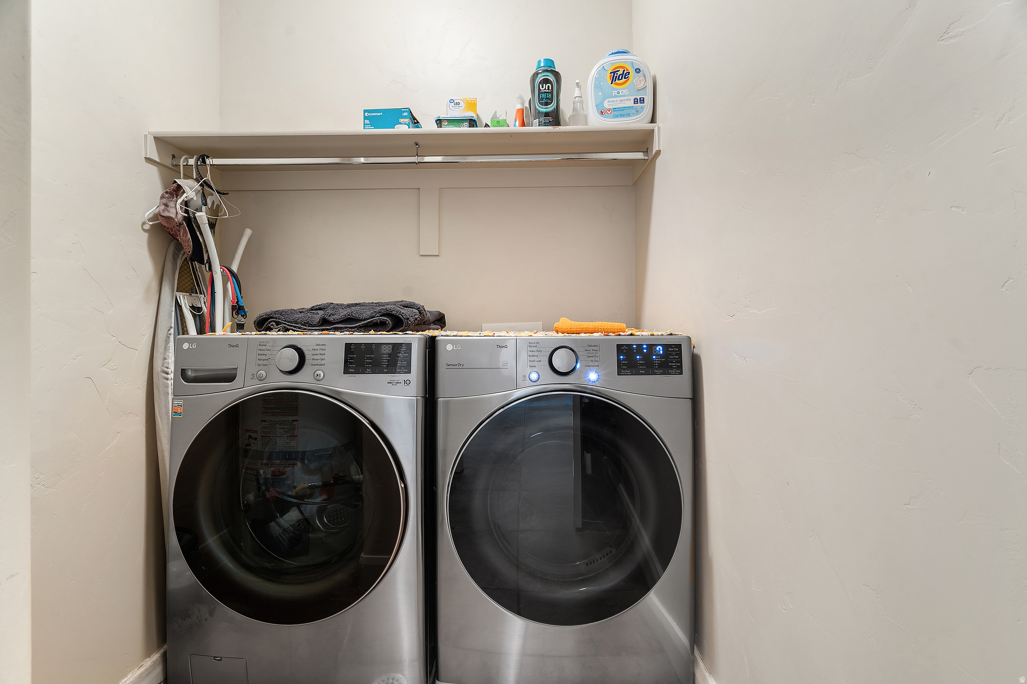 main property photo 10