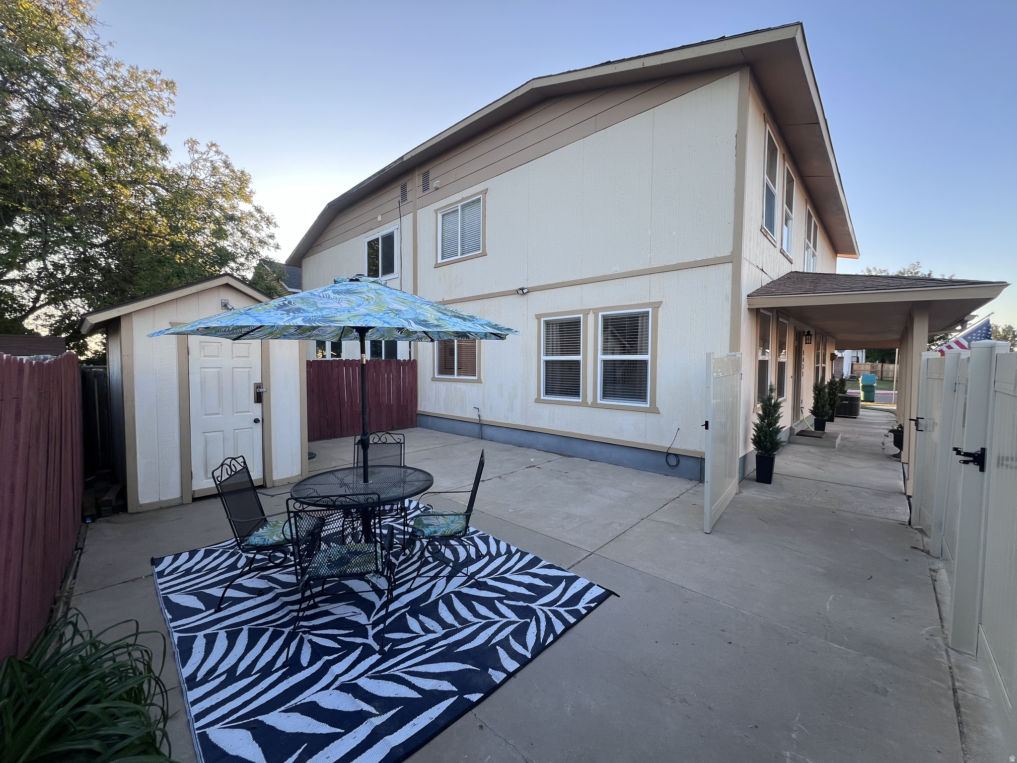 main property photo 25
