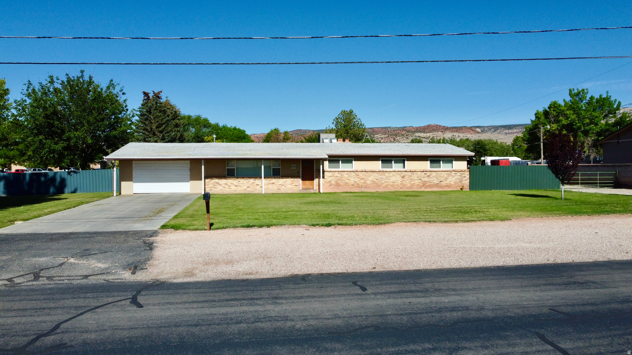 main property photo 2
