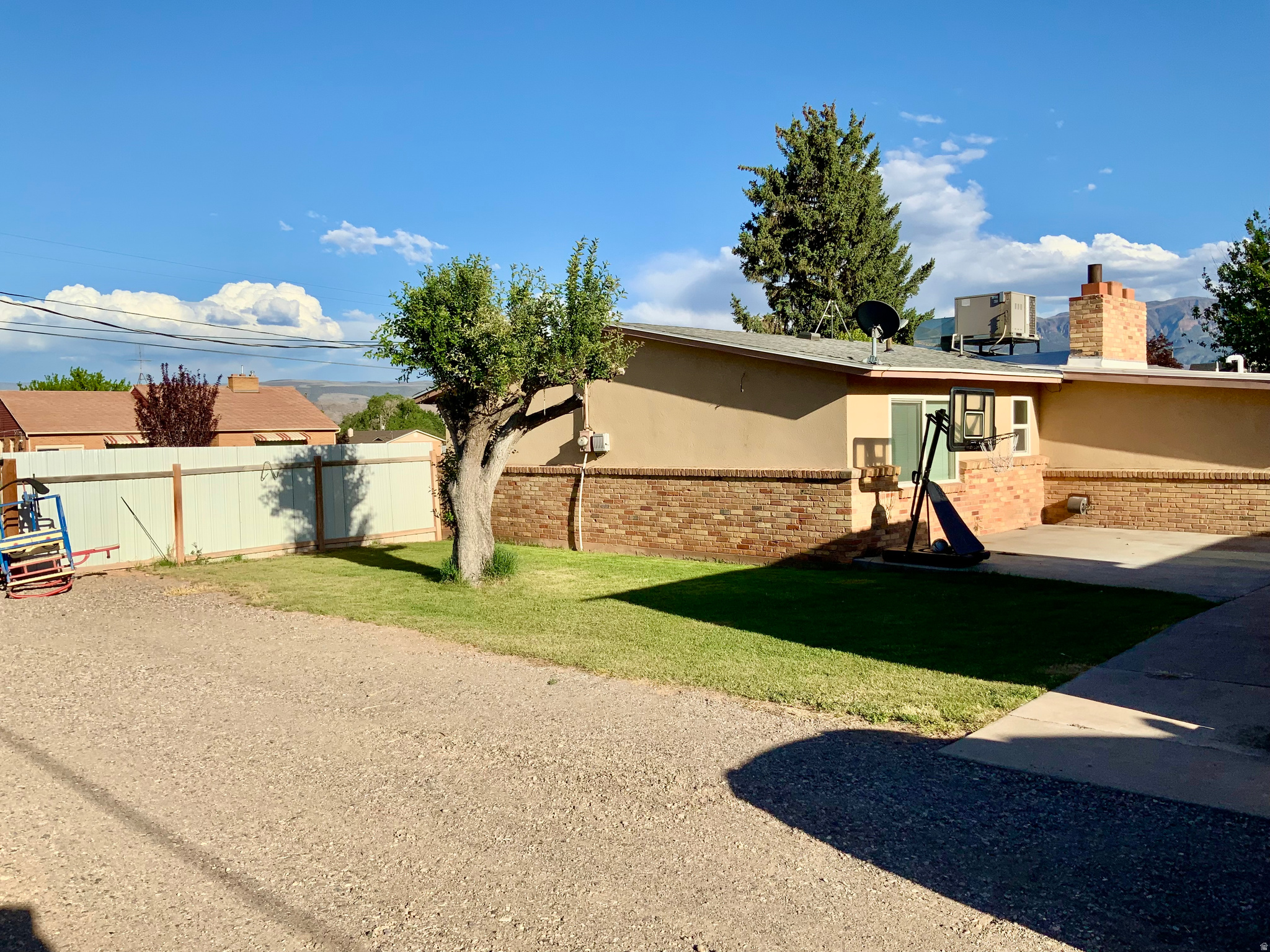 main property photo 51