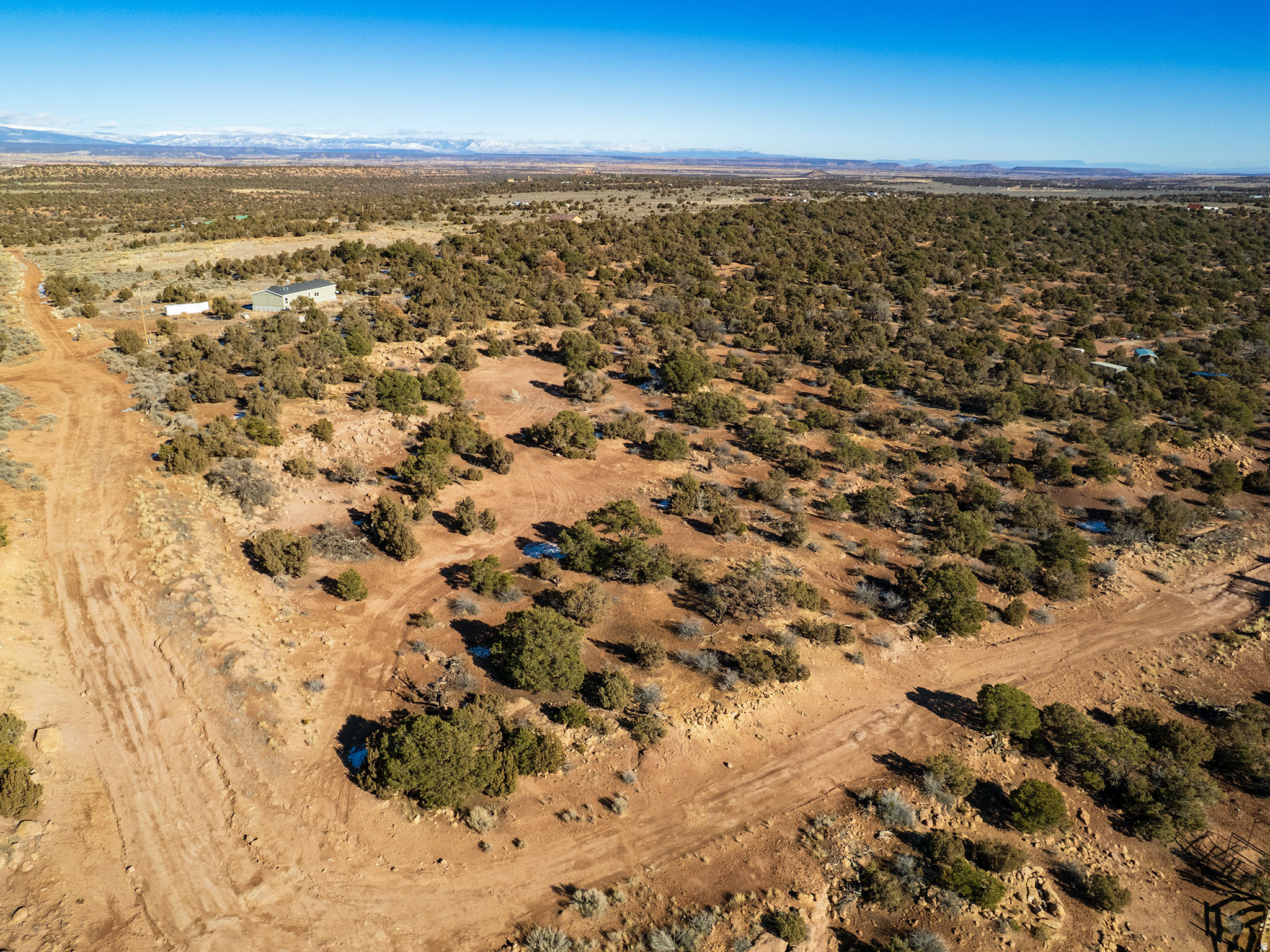 main property photo 19