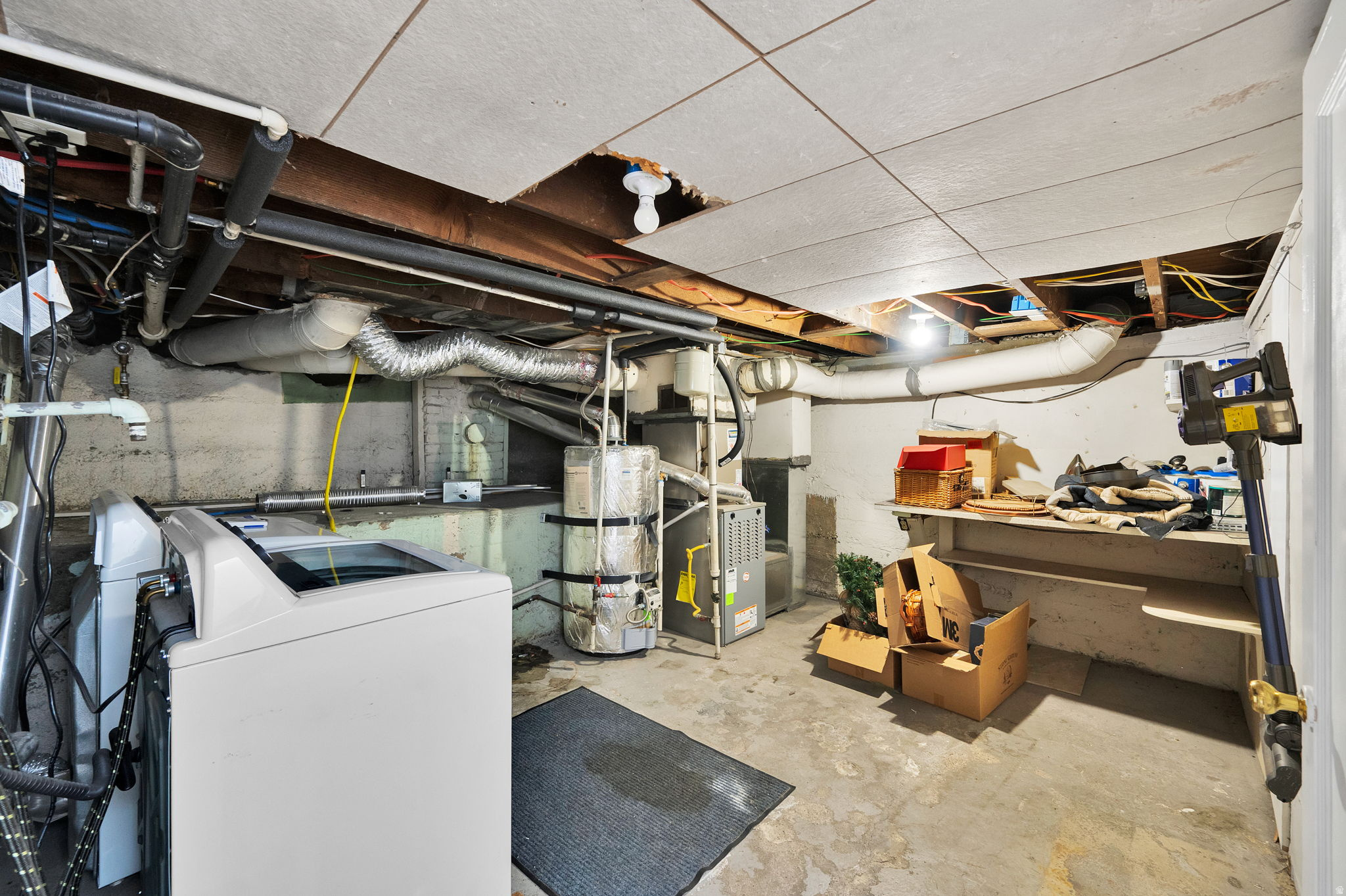 main property photo 30