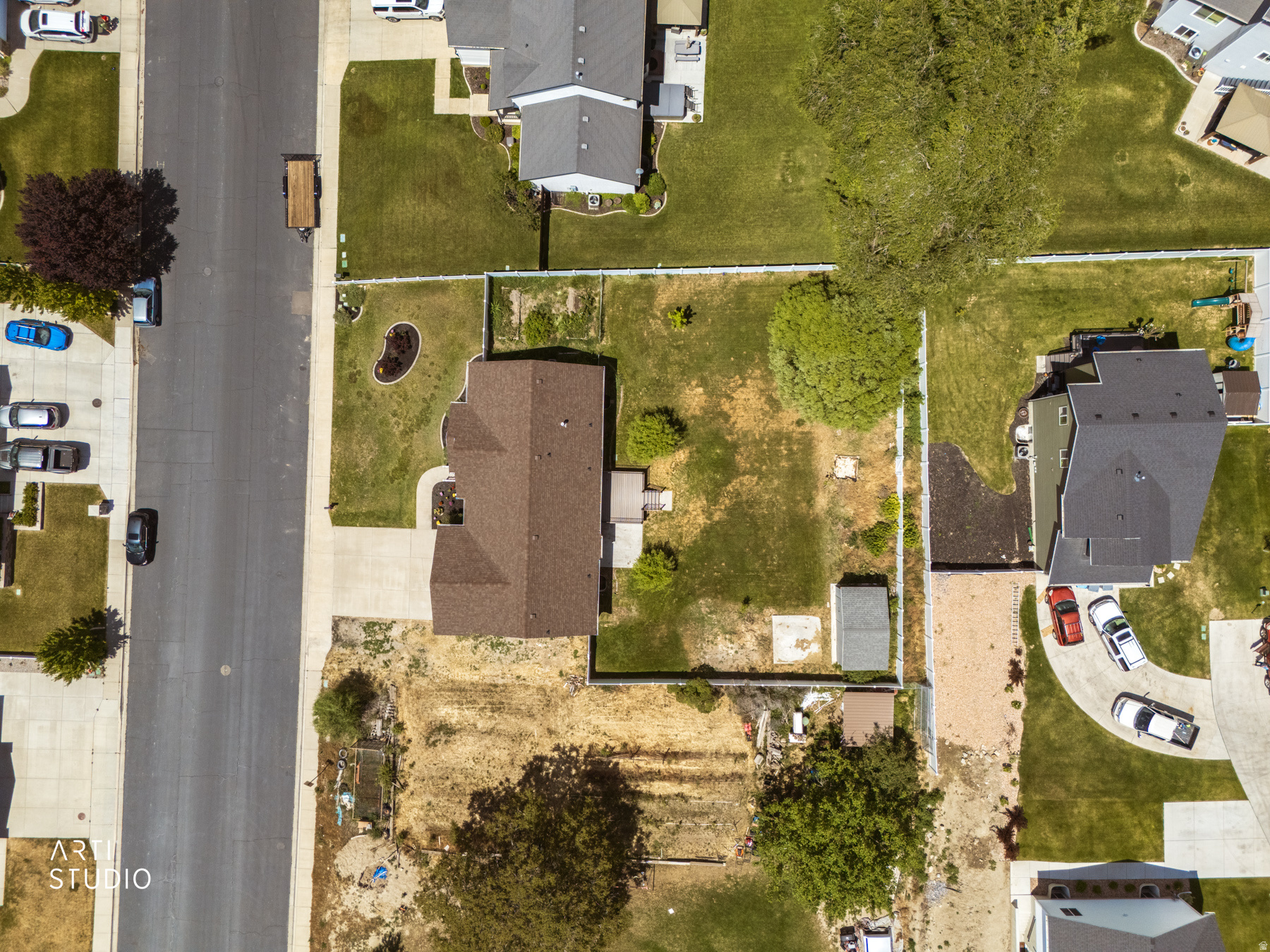 main property photo 50