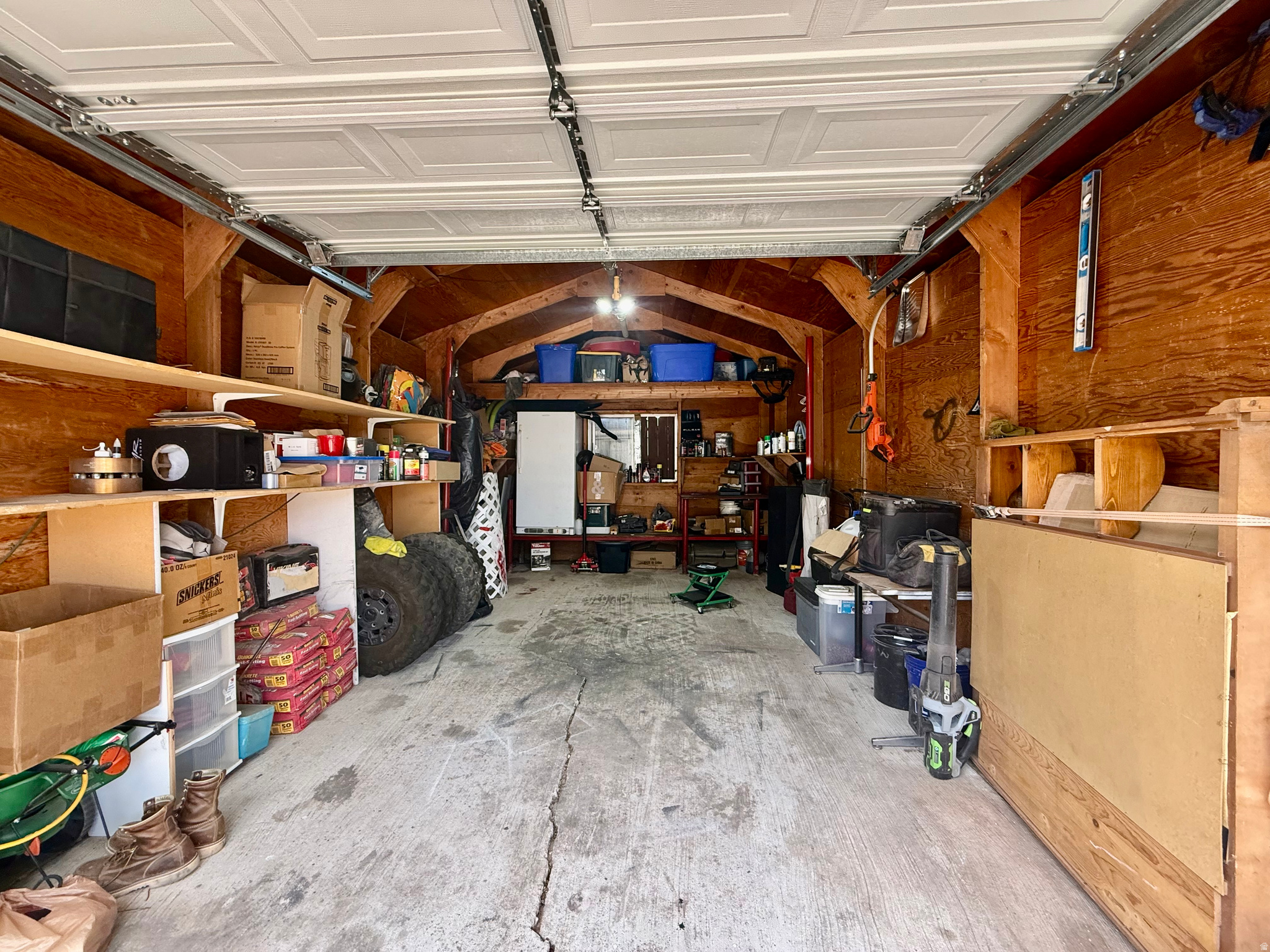 main property photo 19