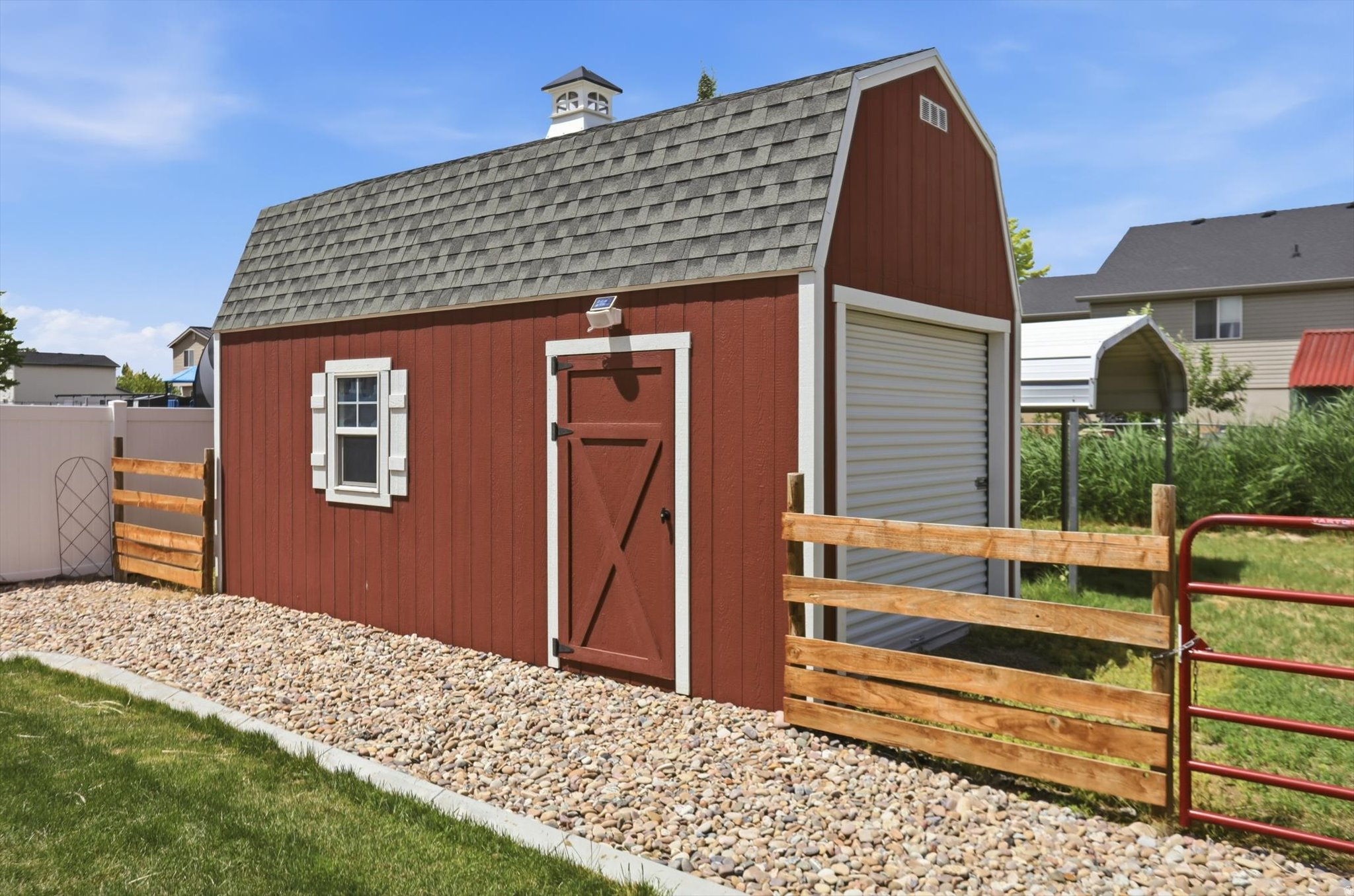 main property photo 67