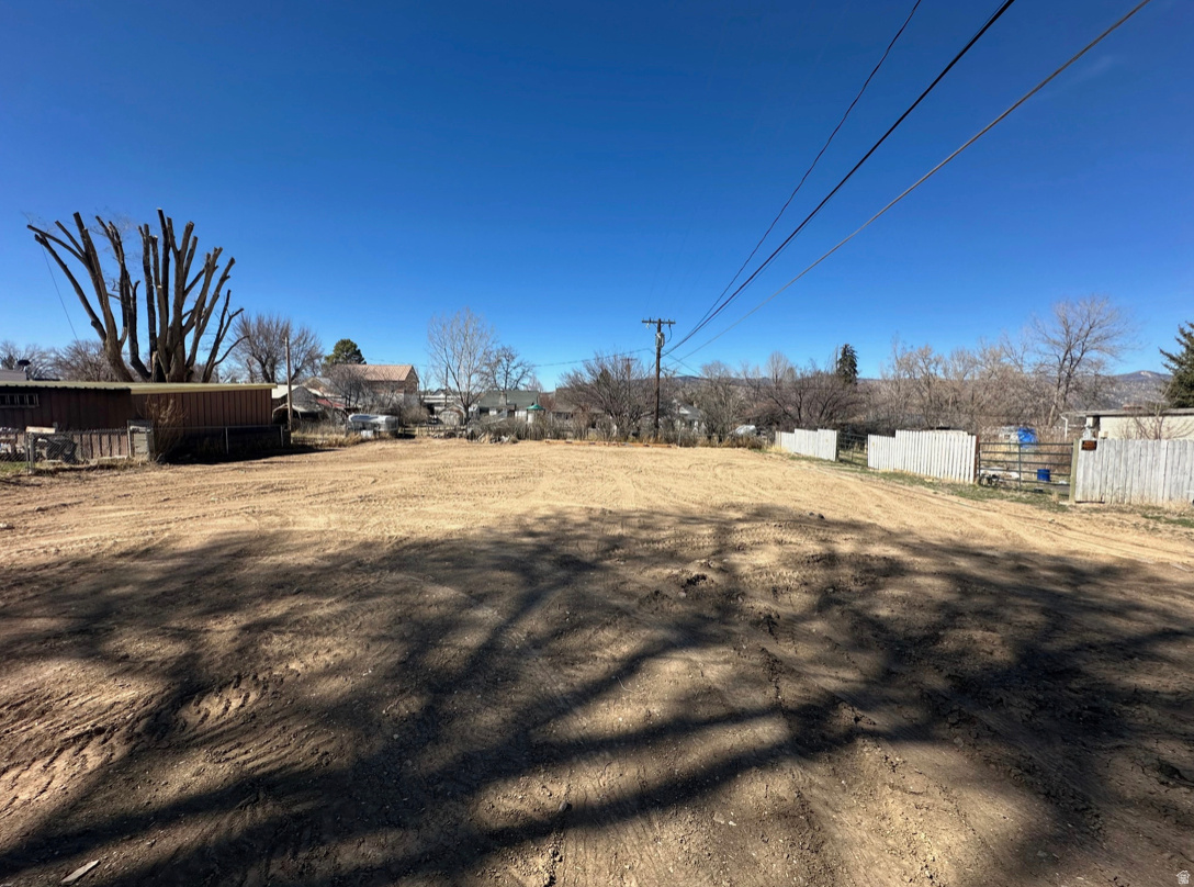 main property photo 19