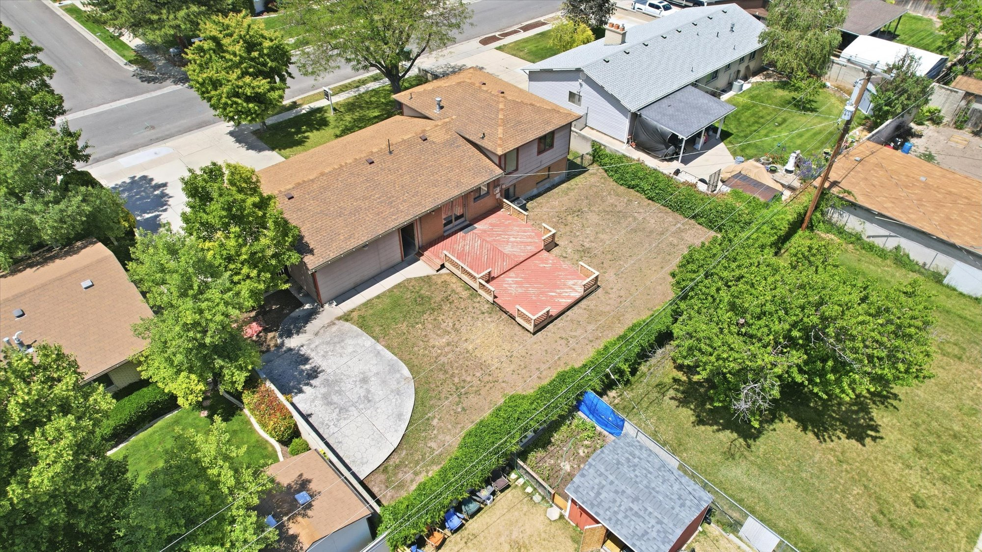 main property photo 32