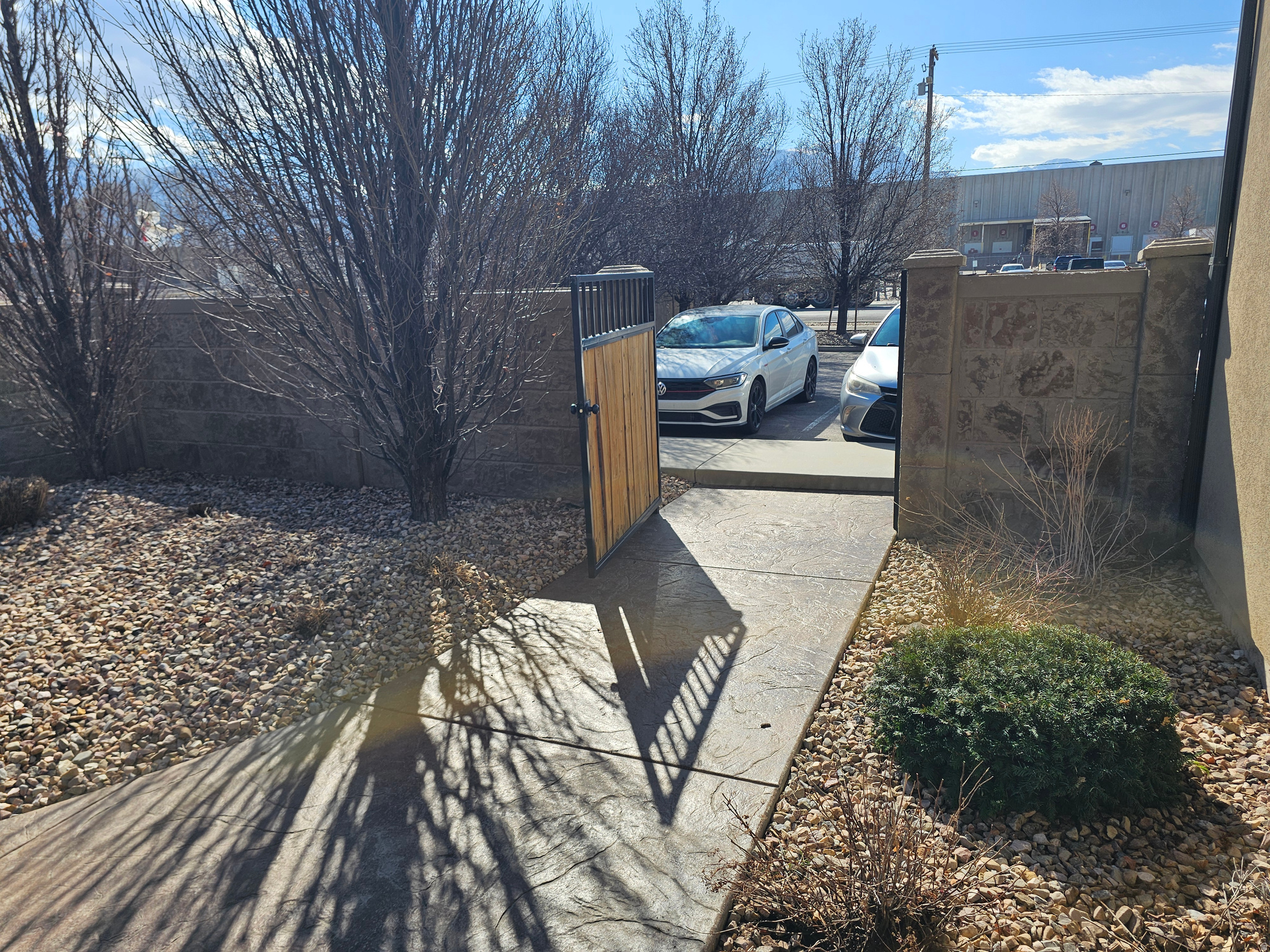 main property photo 36