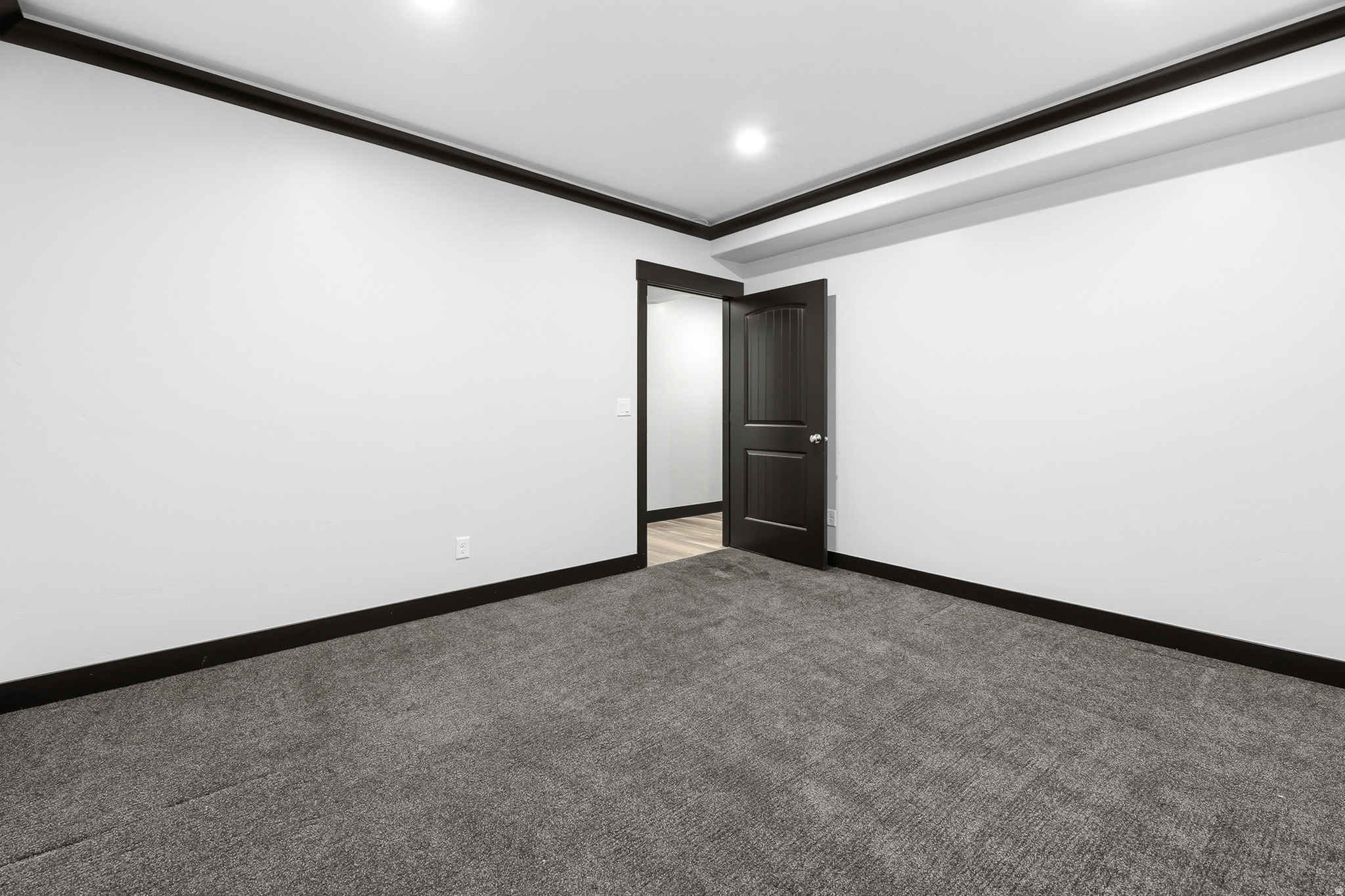 main property photo 73