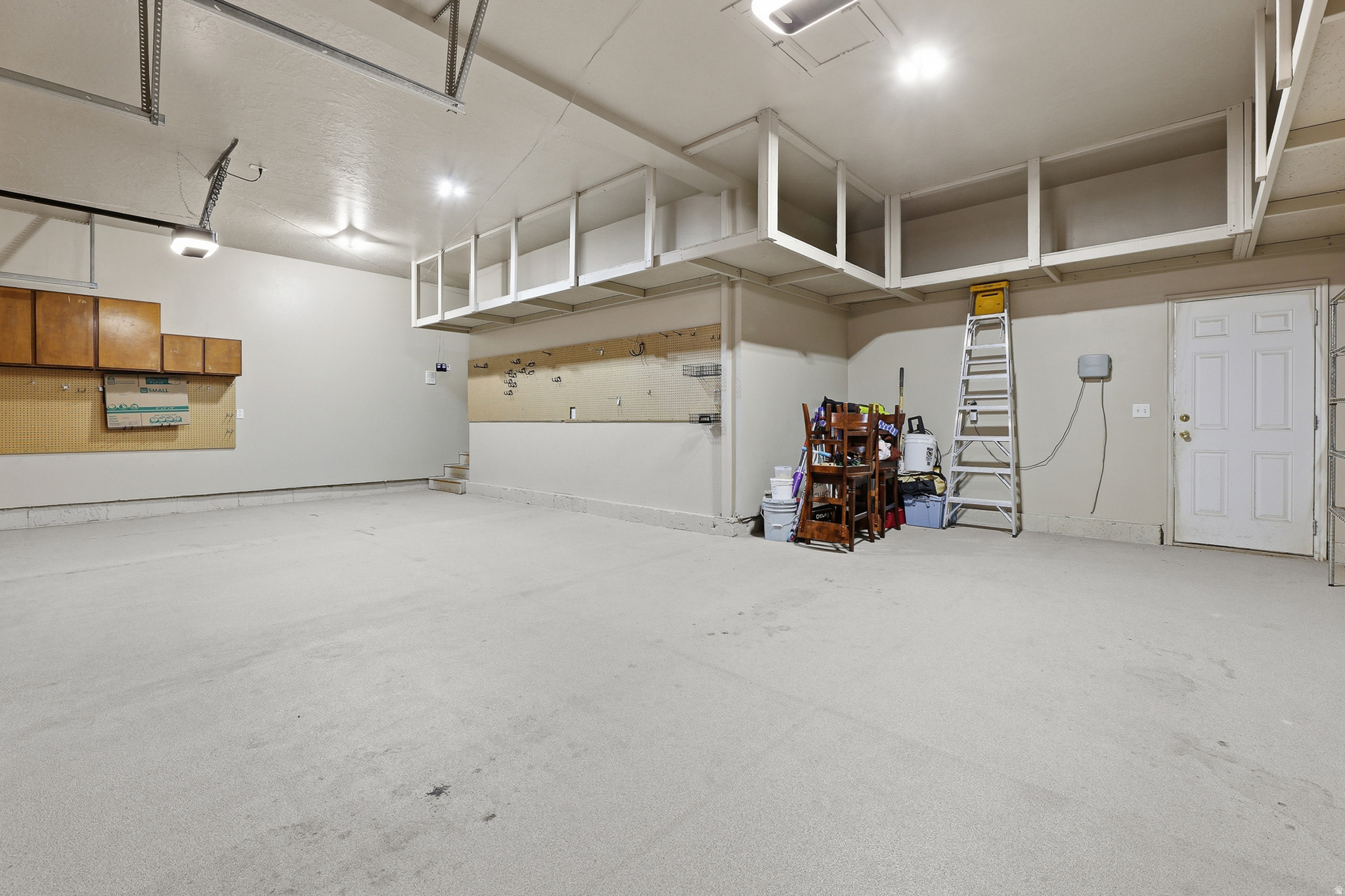 main property photo 79