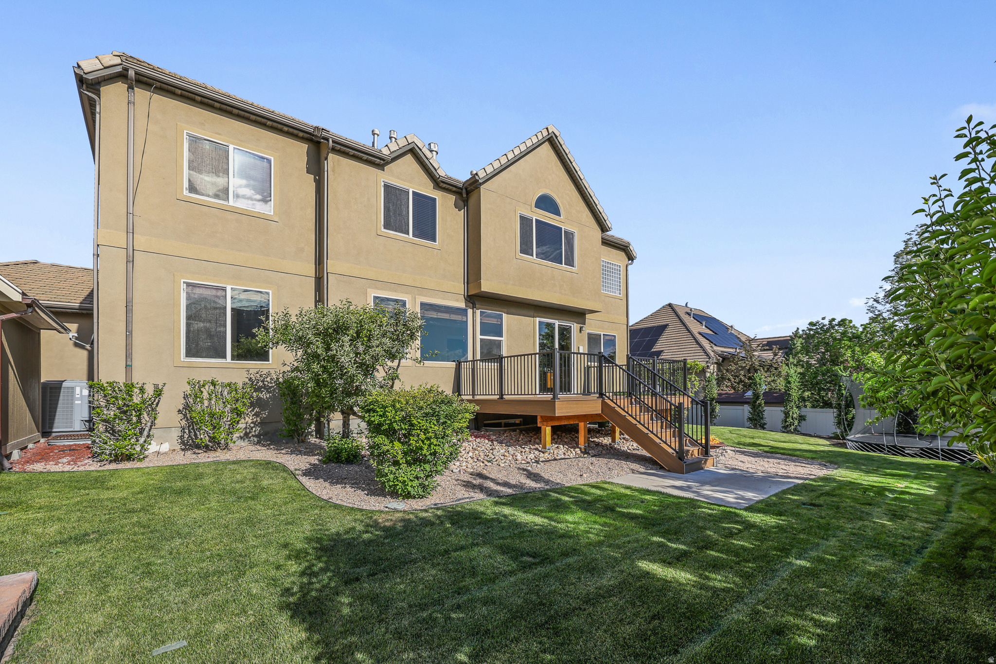 main property photo 89