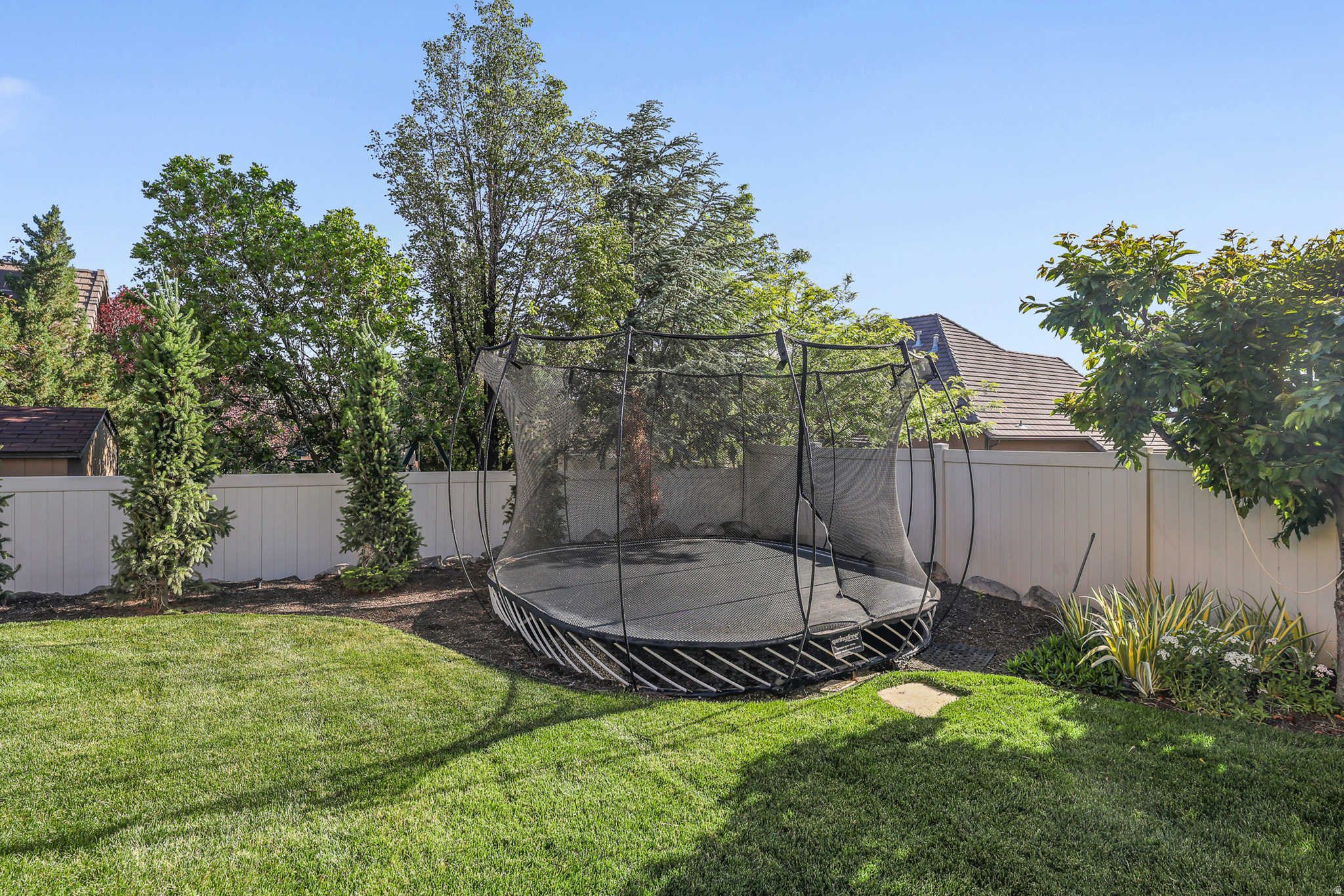 main property photo 92