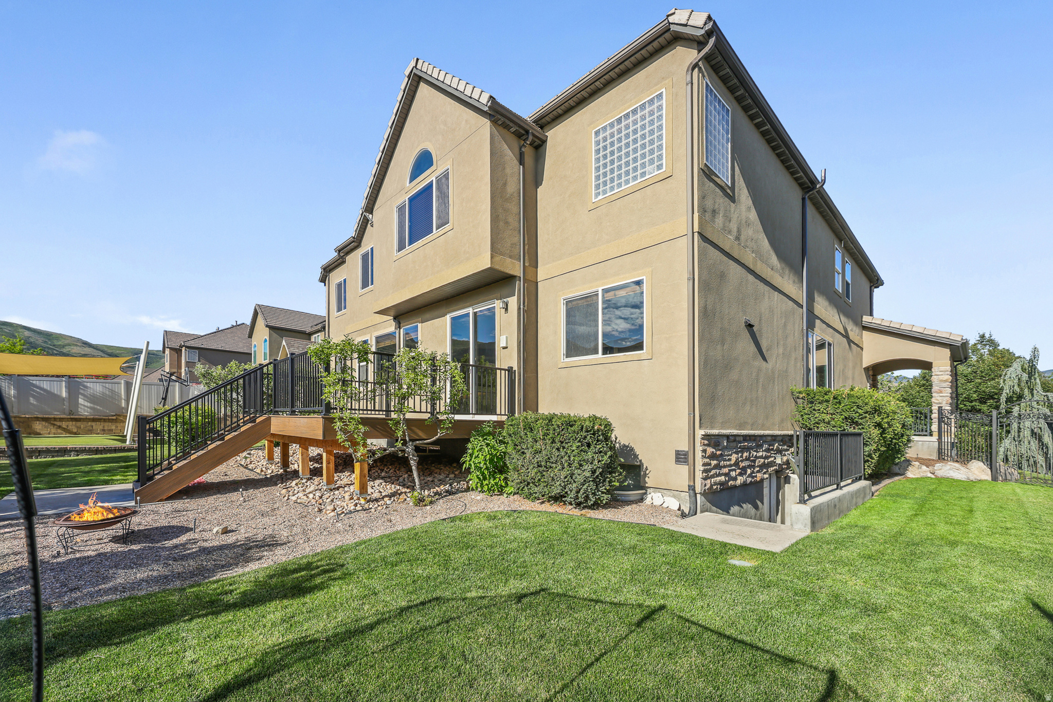 main property photo 95