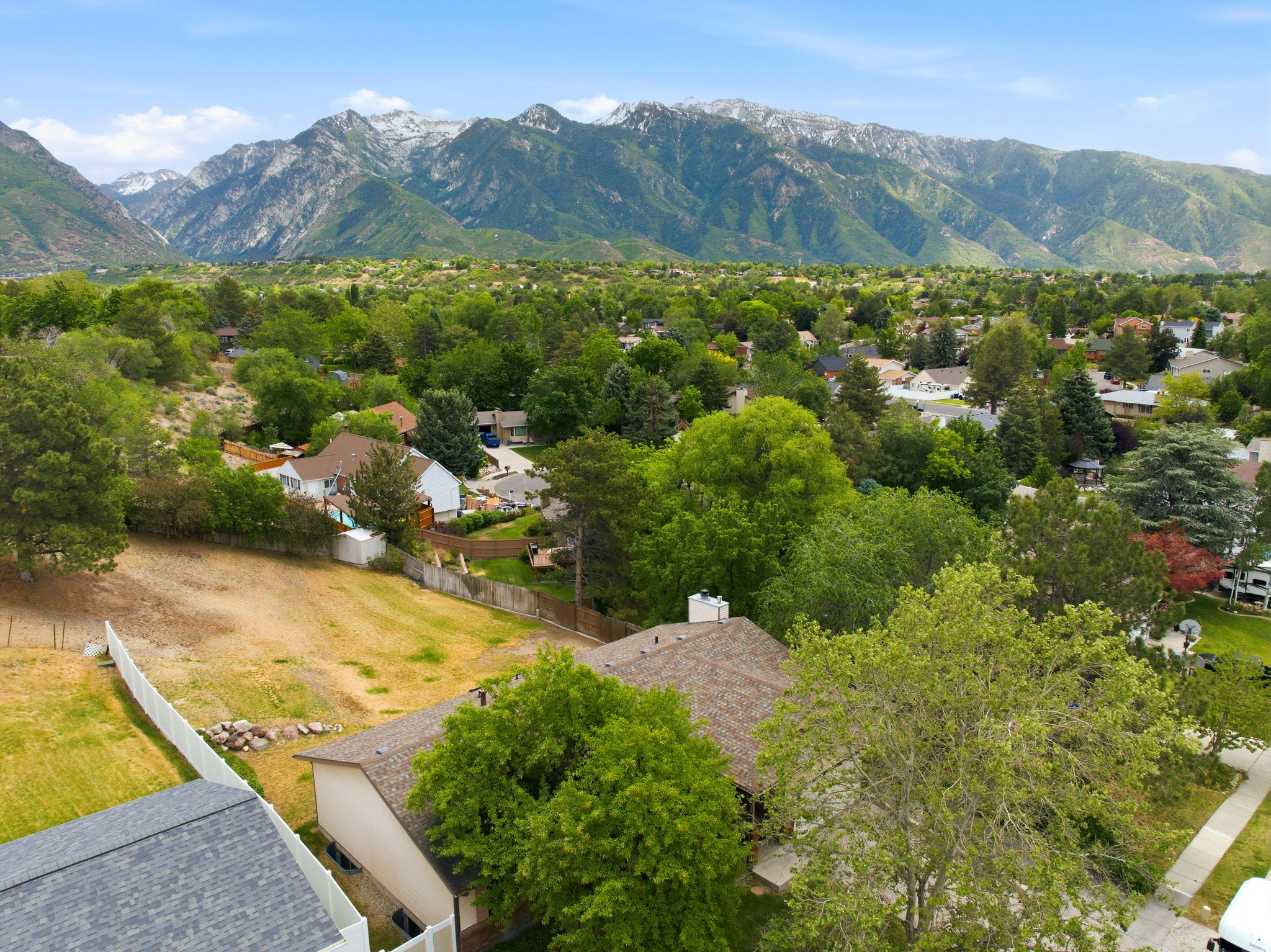 main property photo 66