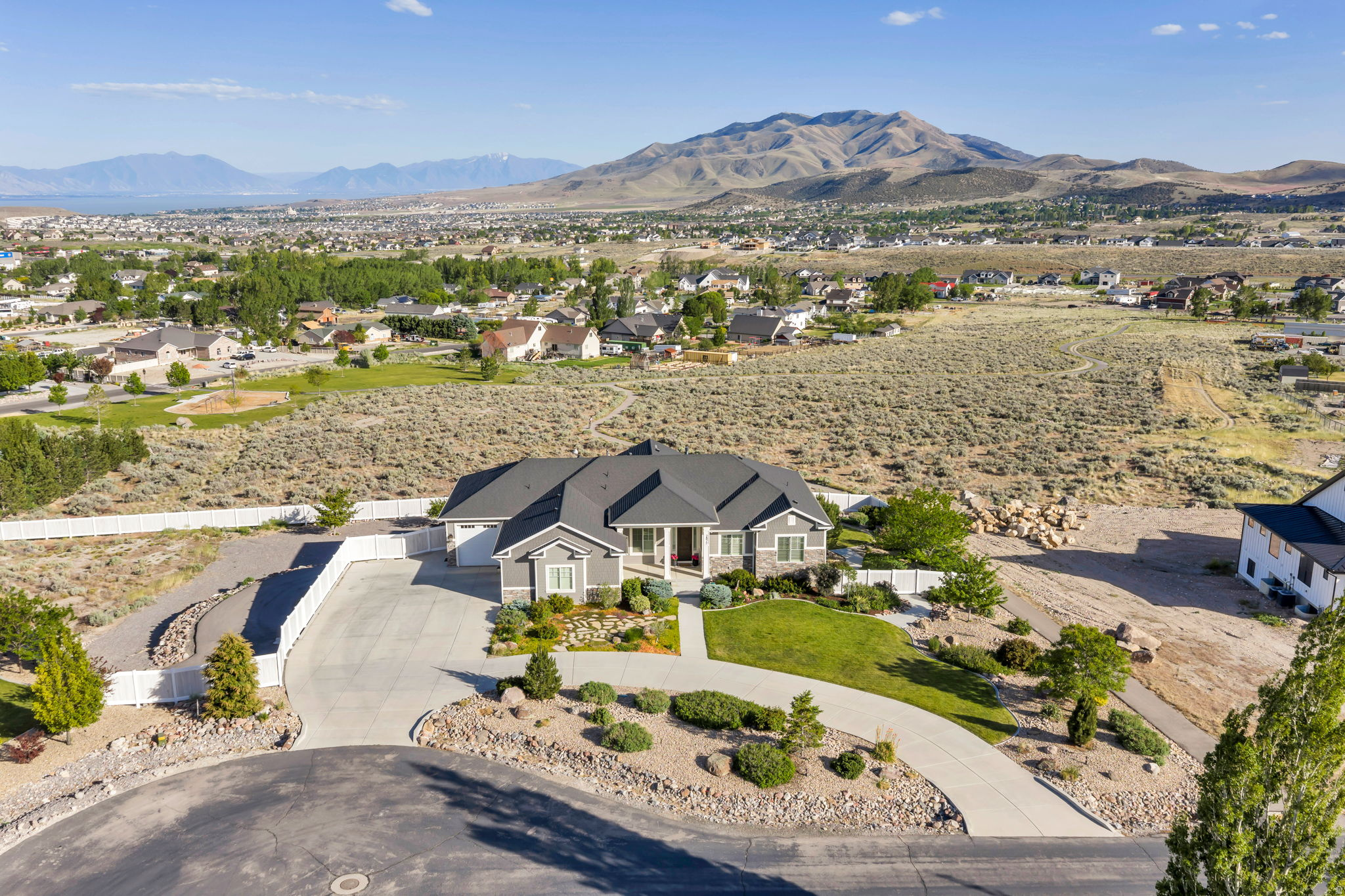 main property photo 54