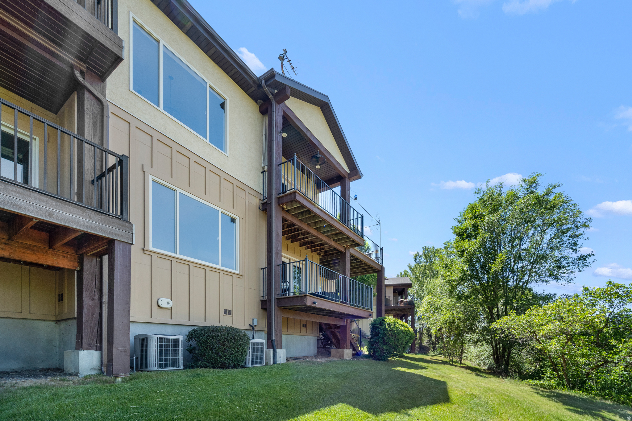 main property photo 59