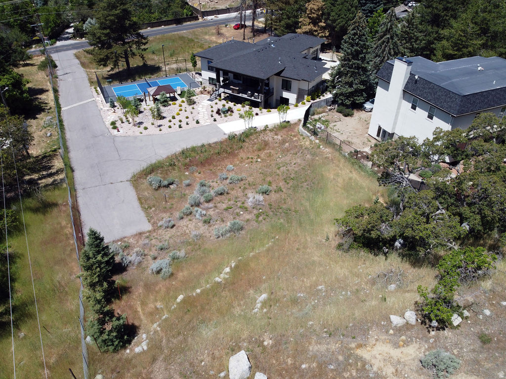 main property photo 10