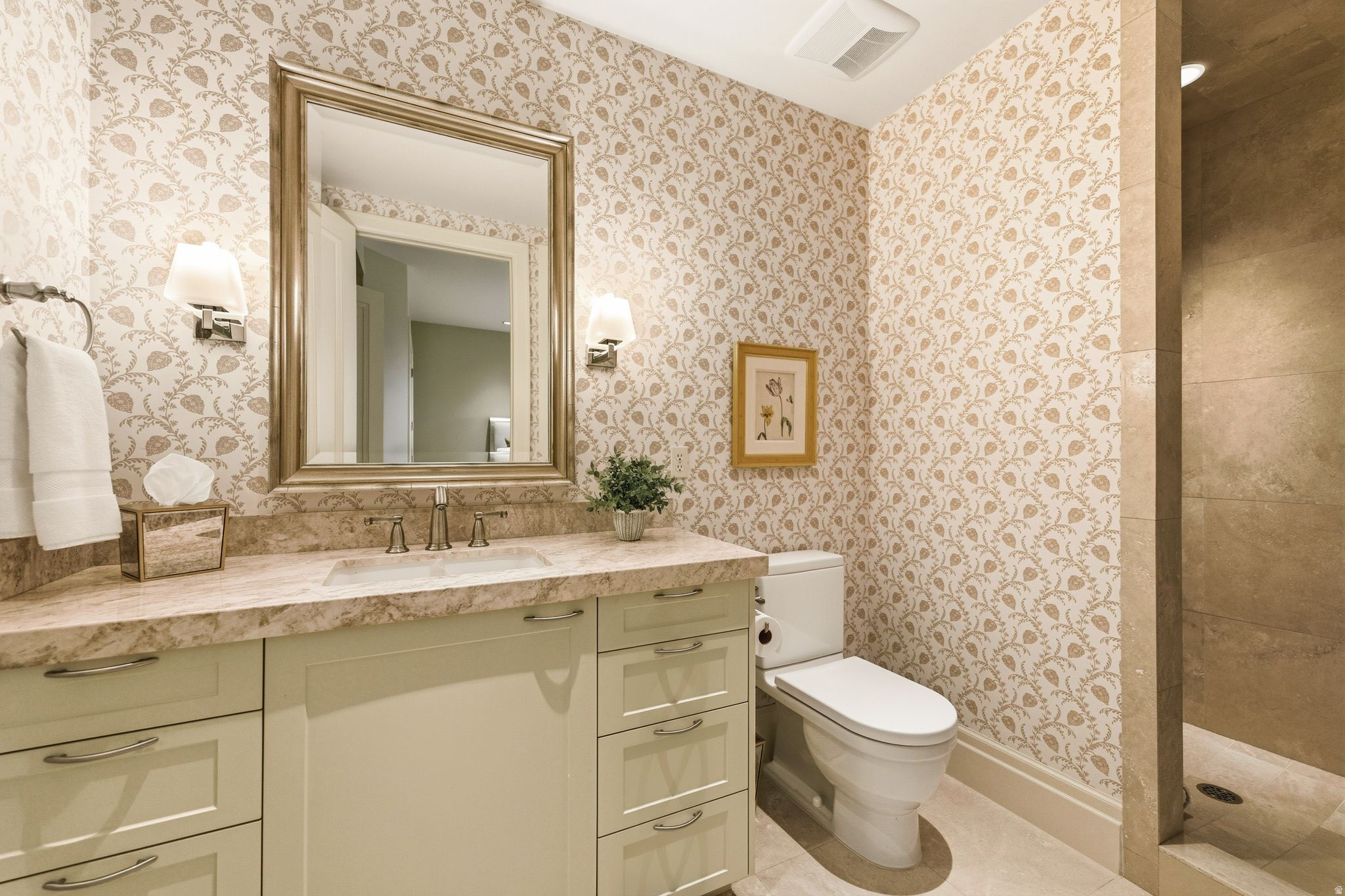 main property photo 70