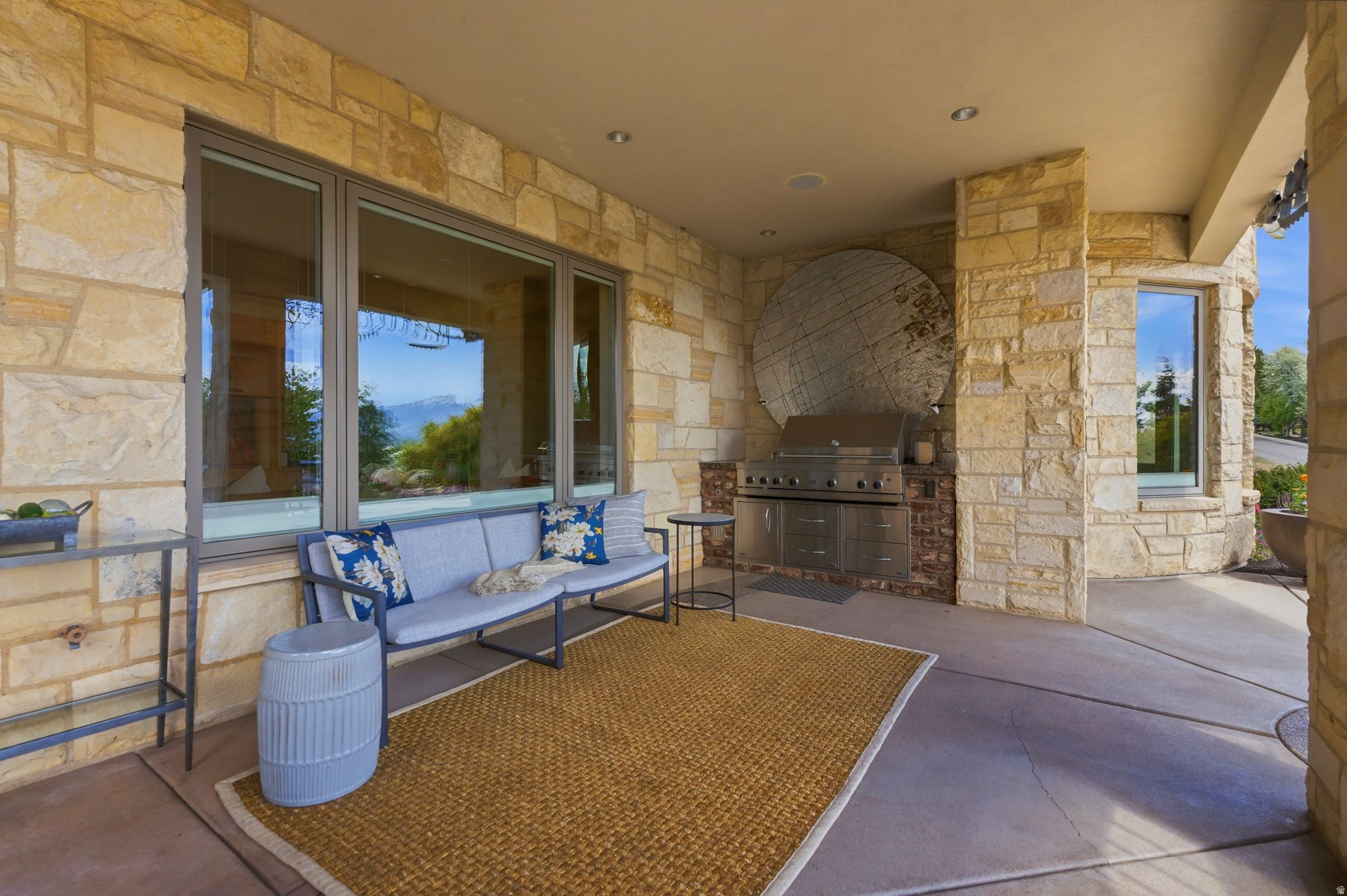 main property photo 95