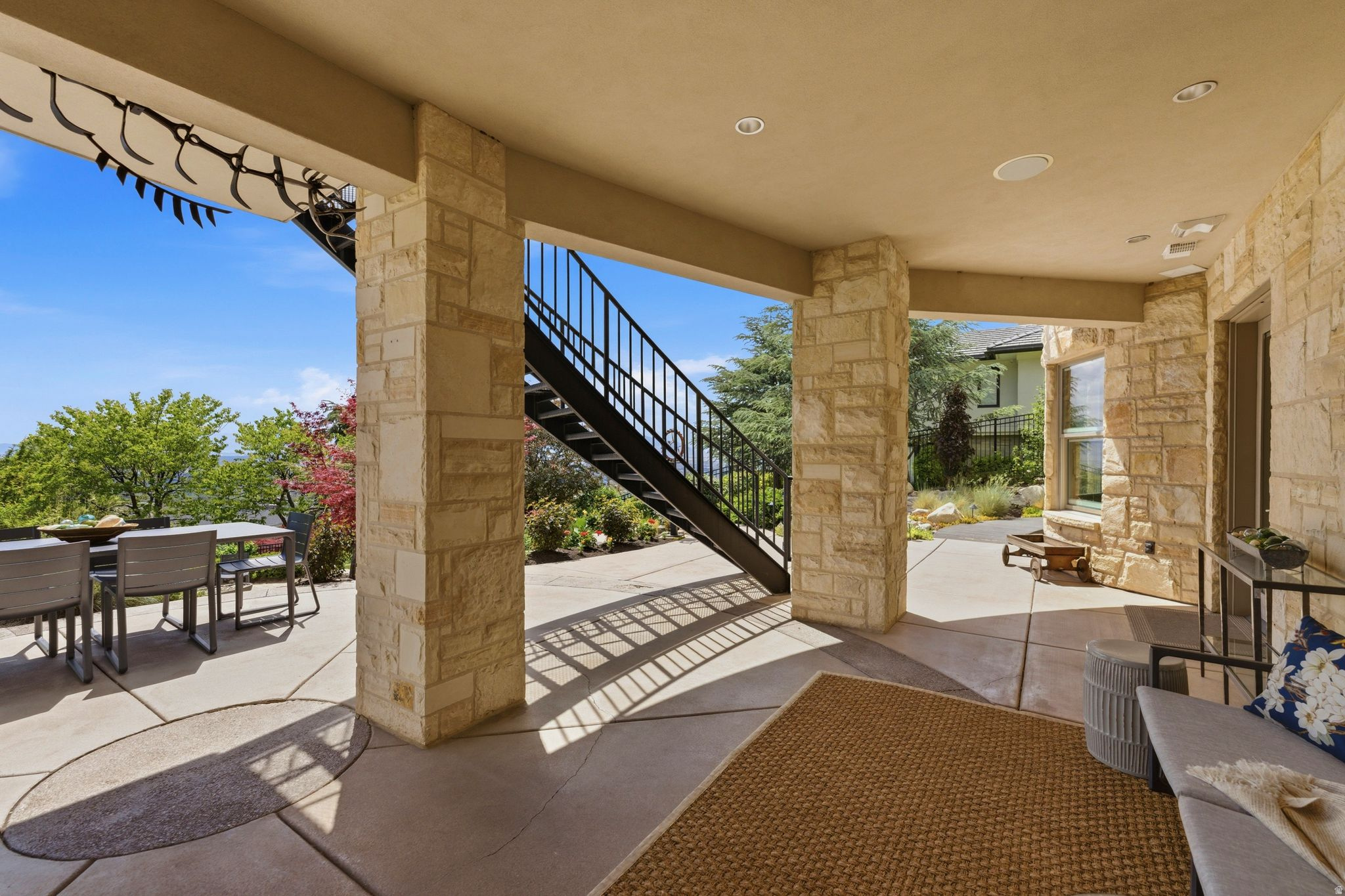 main property photo 96