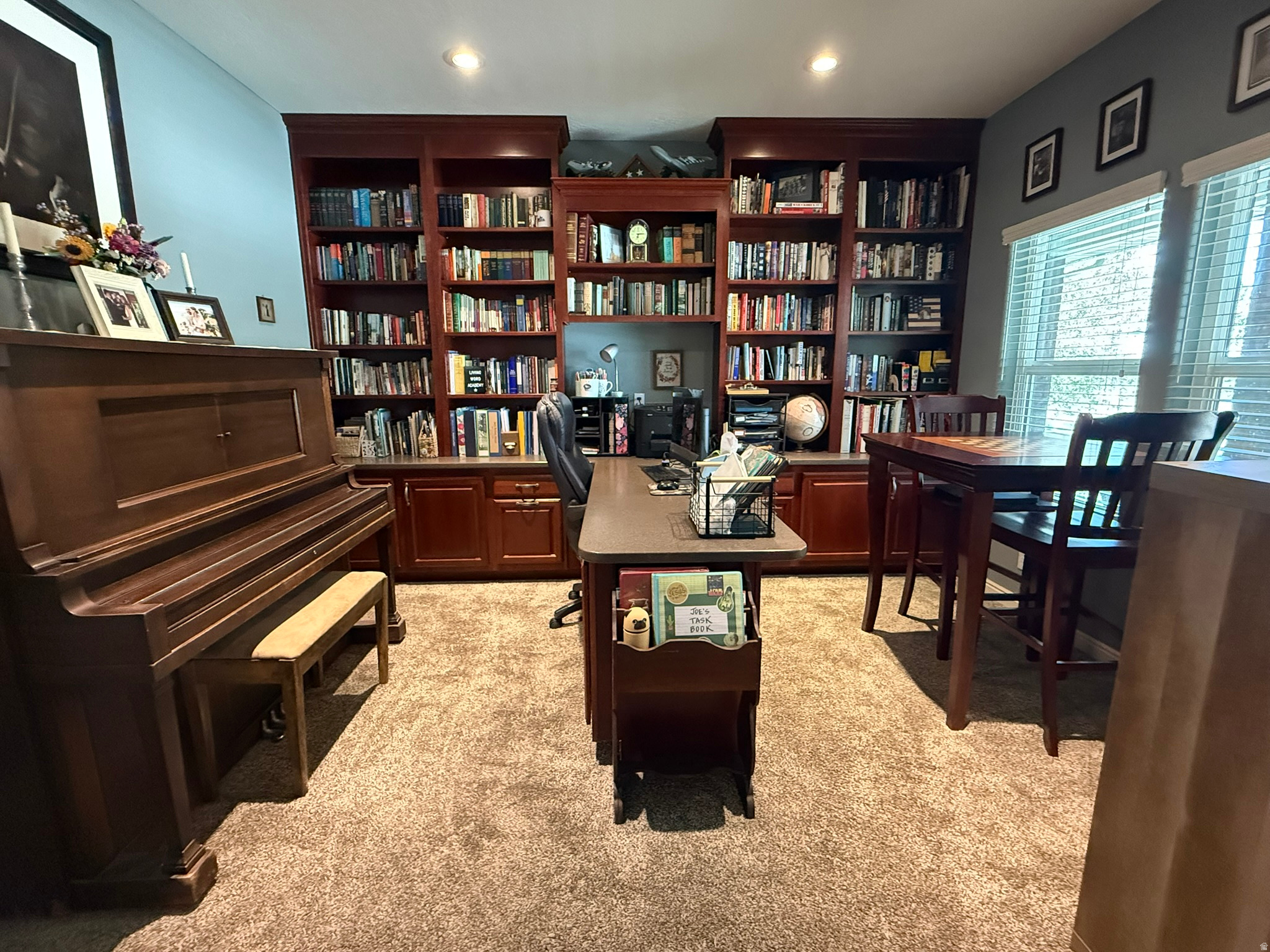 main property photo 9