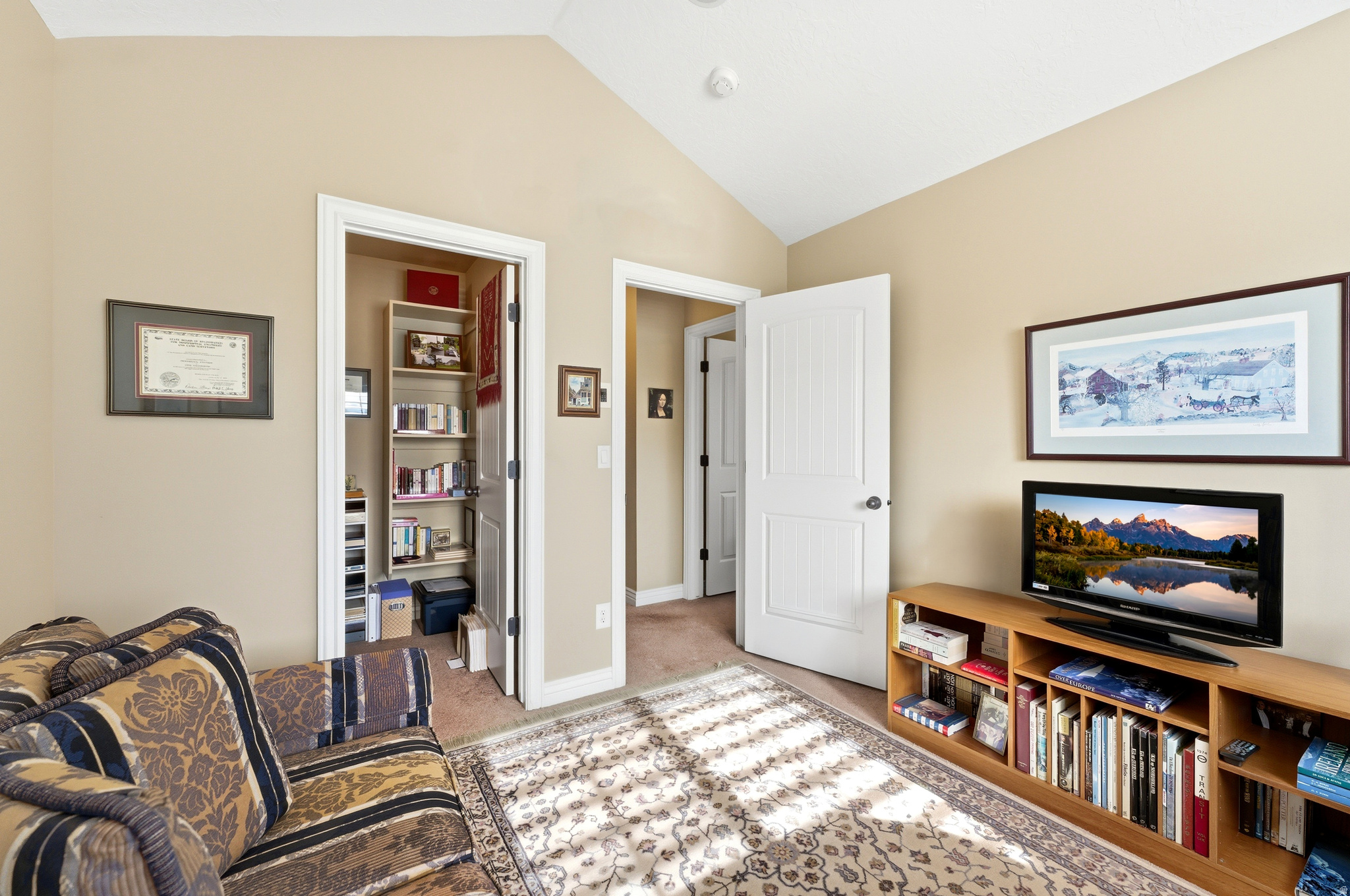 main property photo 34