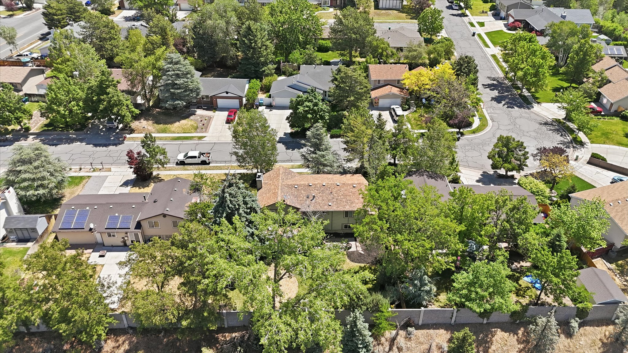 main property photo 43