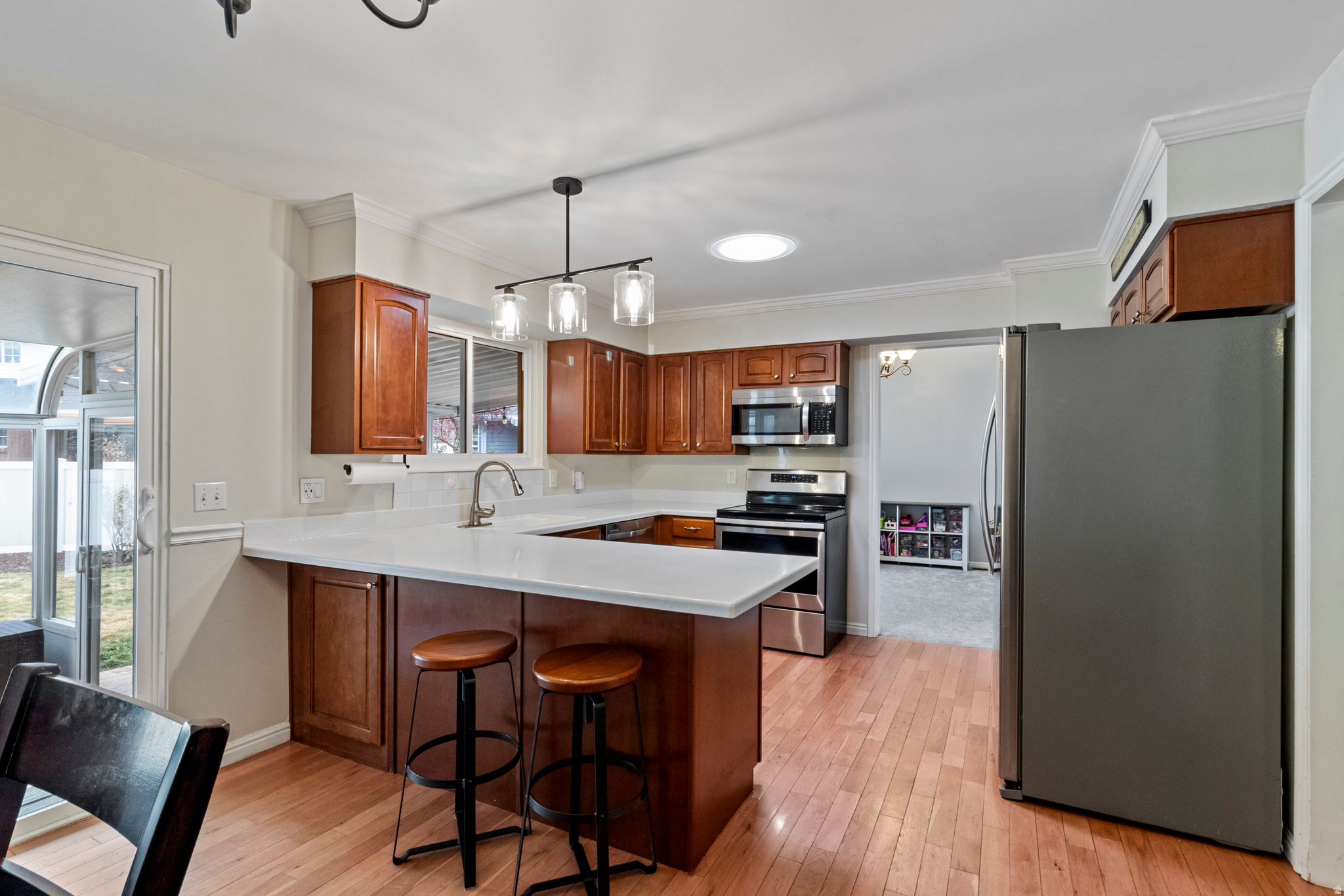 main property photo 6